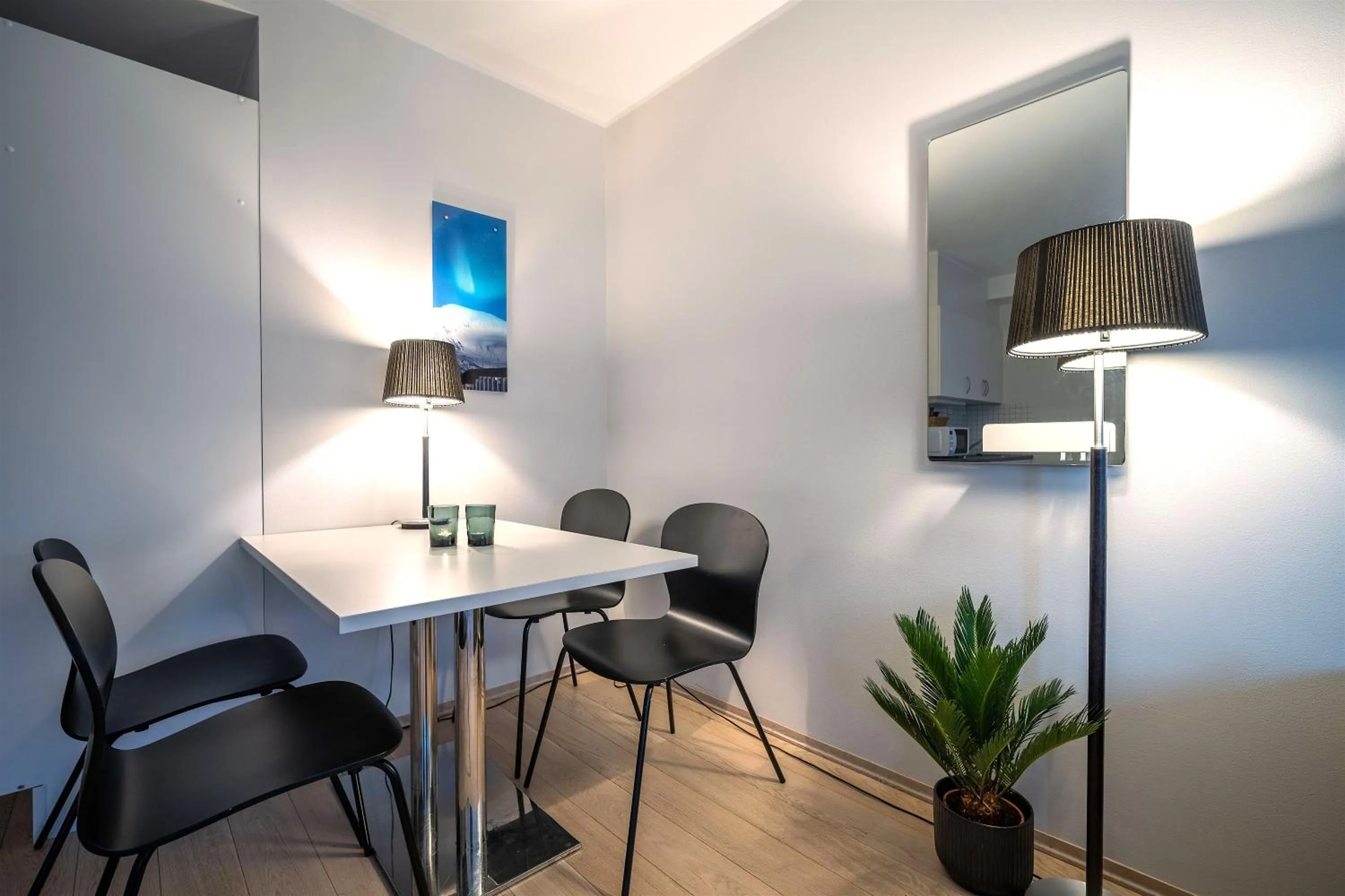 Dining area in Enter City Hotel