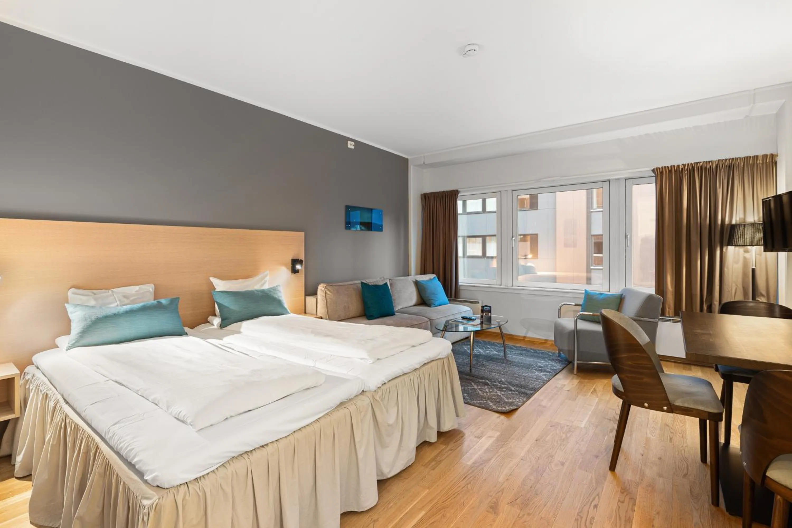 Bed in Enter City Hotel