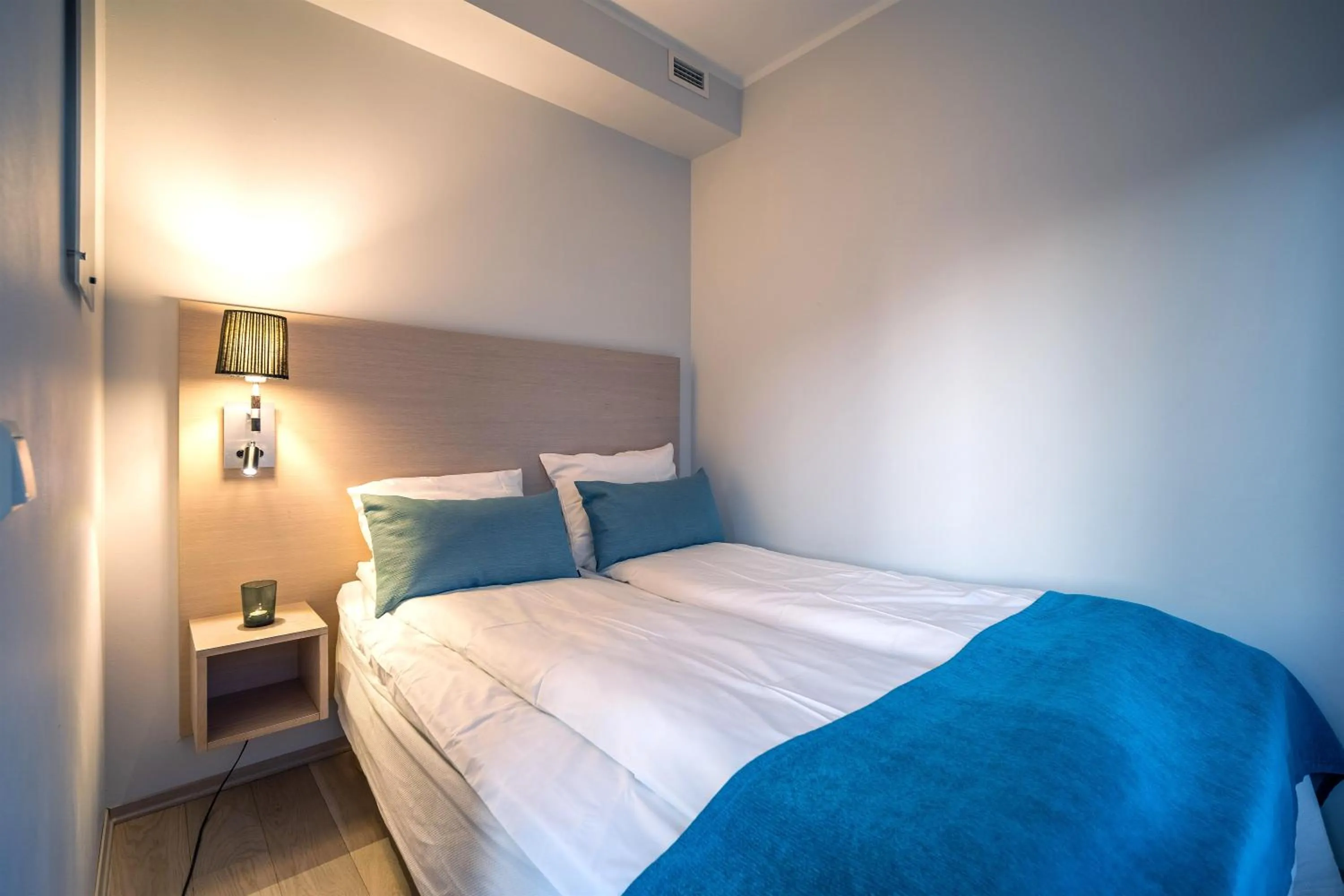 Bedroom, Bed in Enter City Hotel