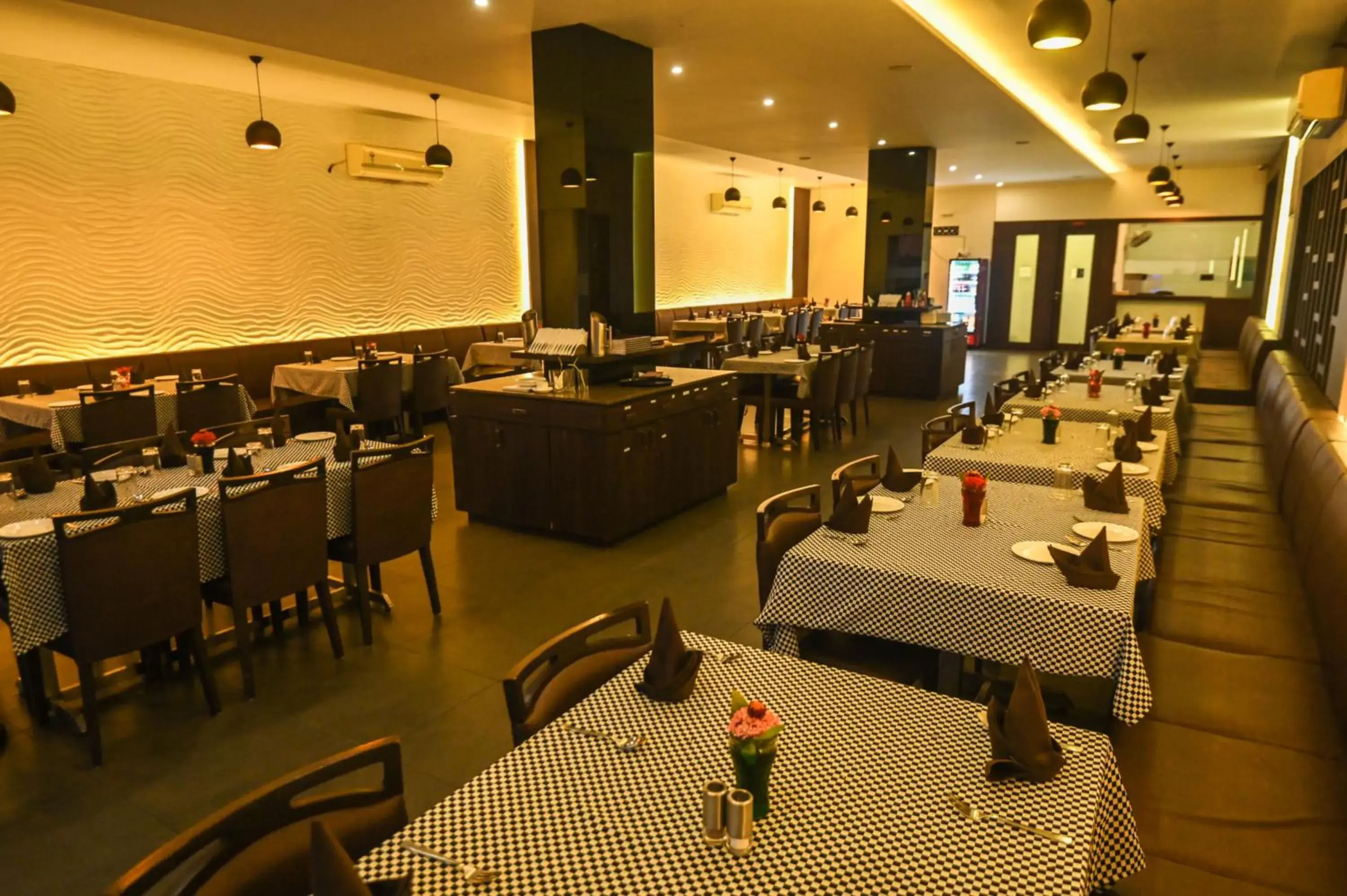 Restaurant/places to eat in The Divine Resort Somnath Restaurant/places to eat in The Divine Resort Somnath