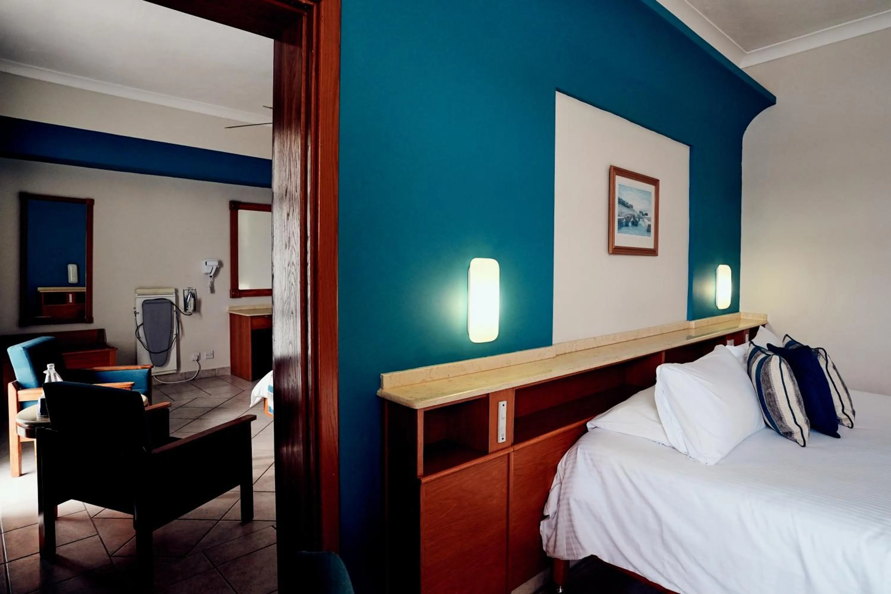 Bedroom, Bed in Paradise Bay Resort