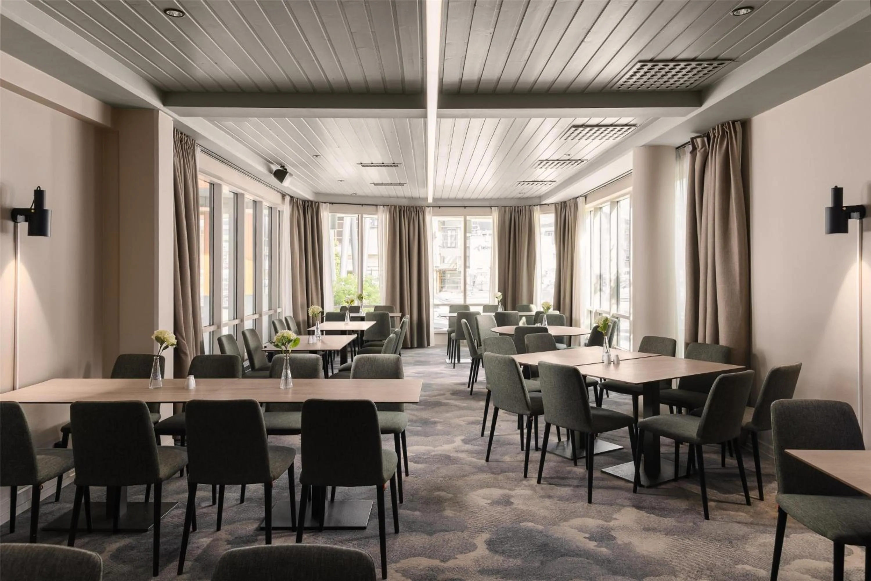 Meeting/conference room in Scandic Sunnfjord Hotel & Spa