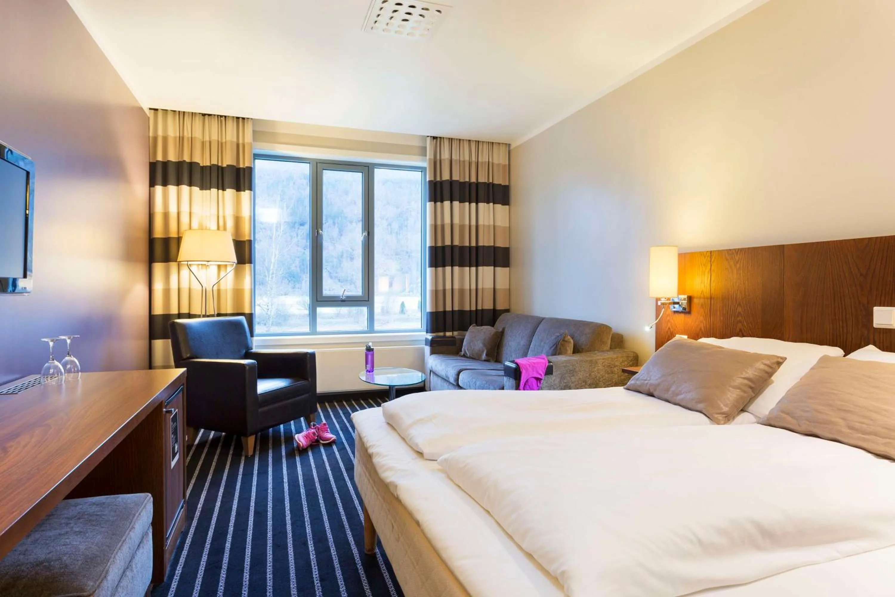 Bedroom, Bed in Scandic Sunnfjord Hotel & Spa