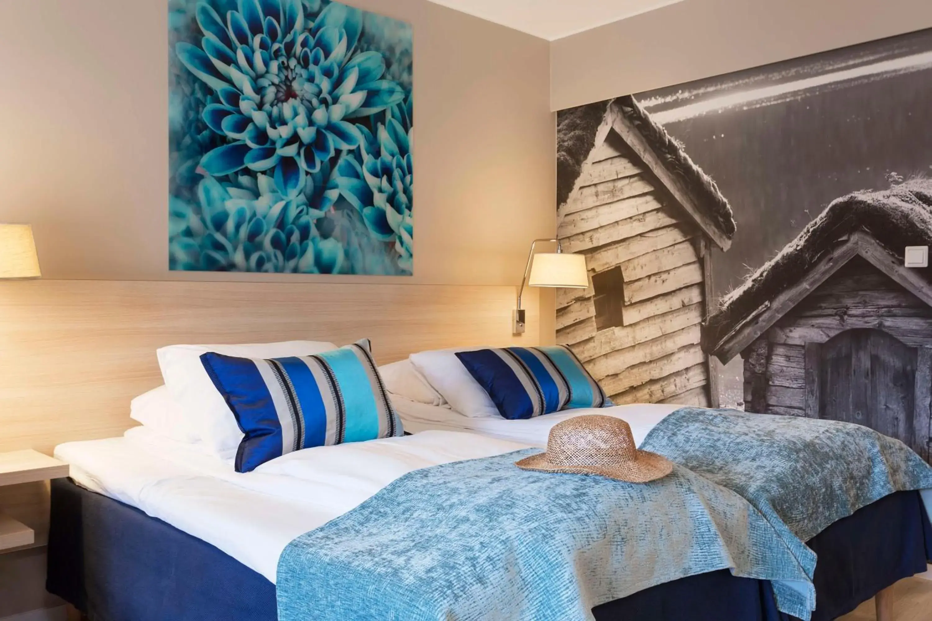 Bedroom, Bed in Scandic Sunnfjord Hotel & Spa Bedroom, Bed in Scandic Sunnfjord Hotel & Spa