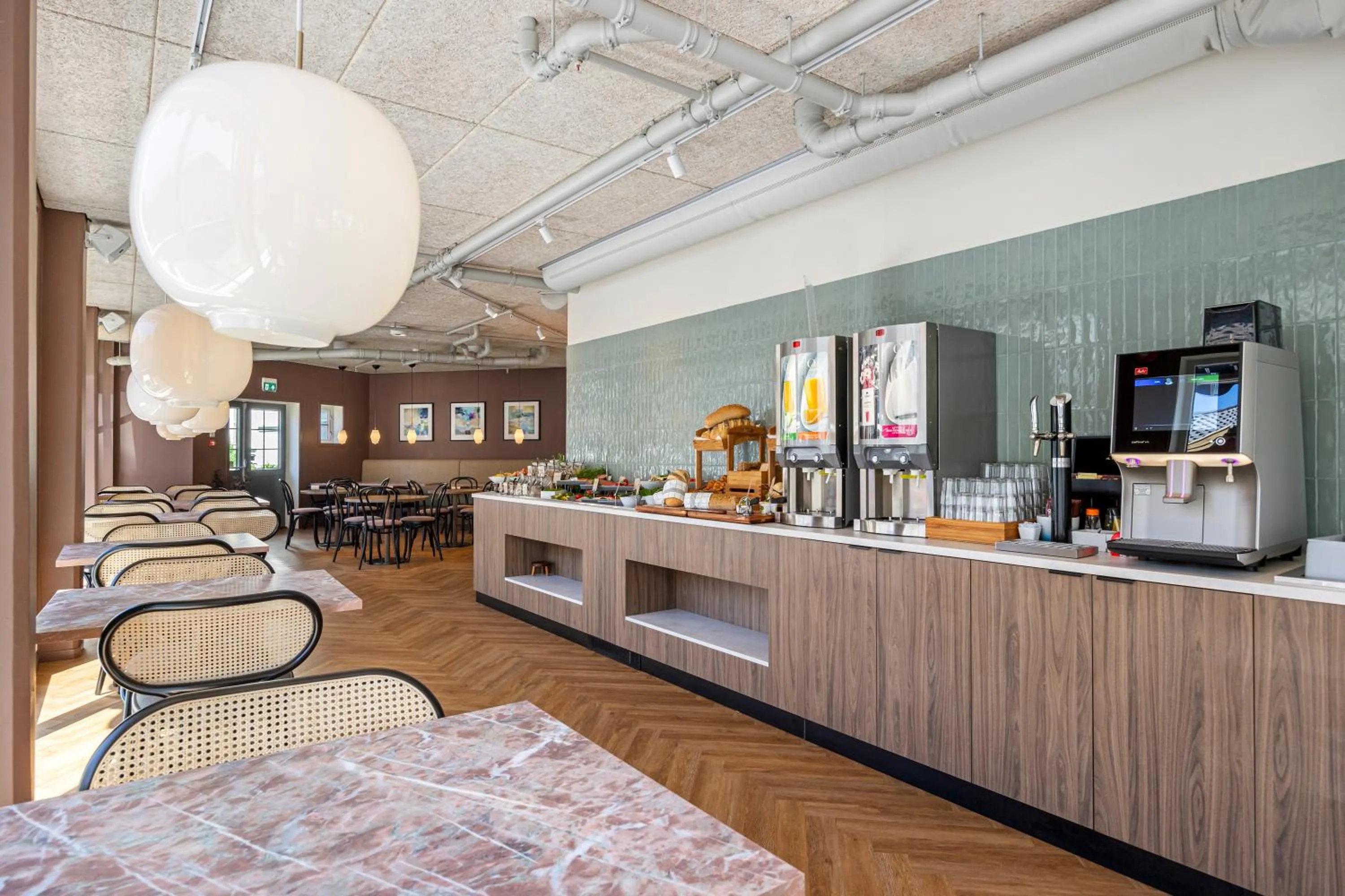 Restaurant/places to eat in Clarion Collection Hotel Grimstad