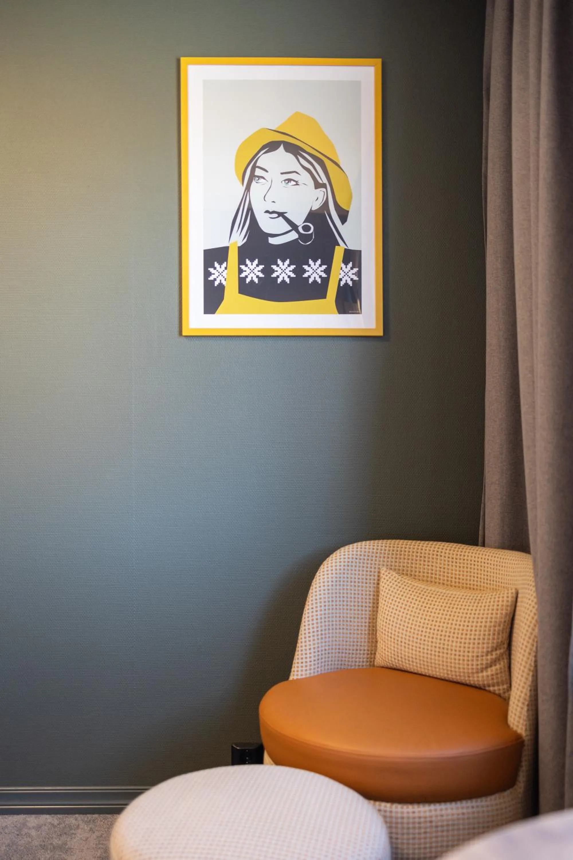 Seating area in Scandic Svolvær