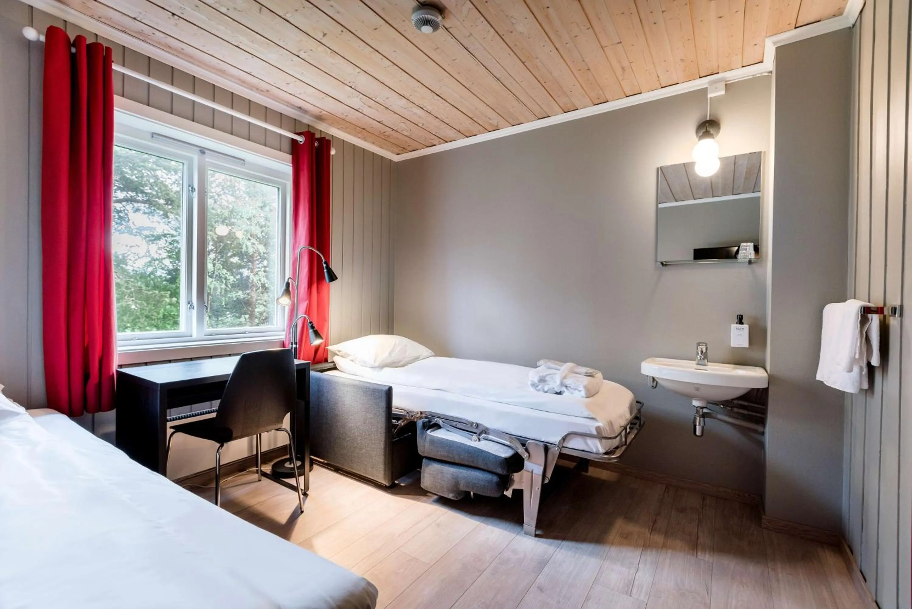 Bedroom, Bed in Scandic Karasjok