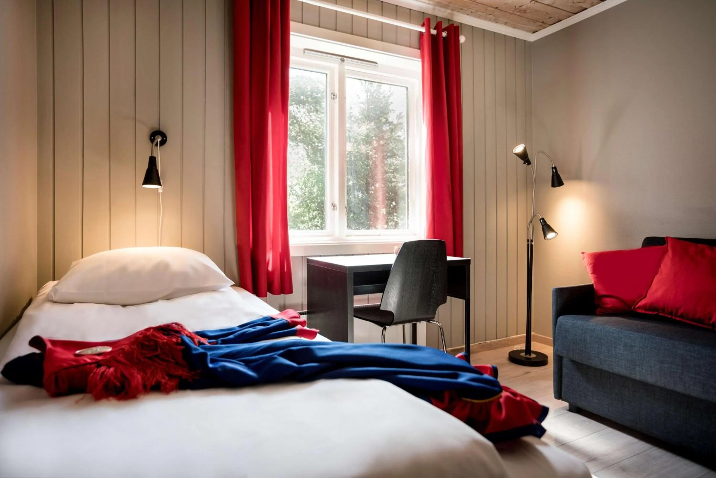 Bedroom, Bed in Scandic Karasjok