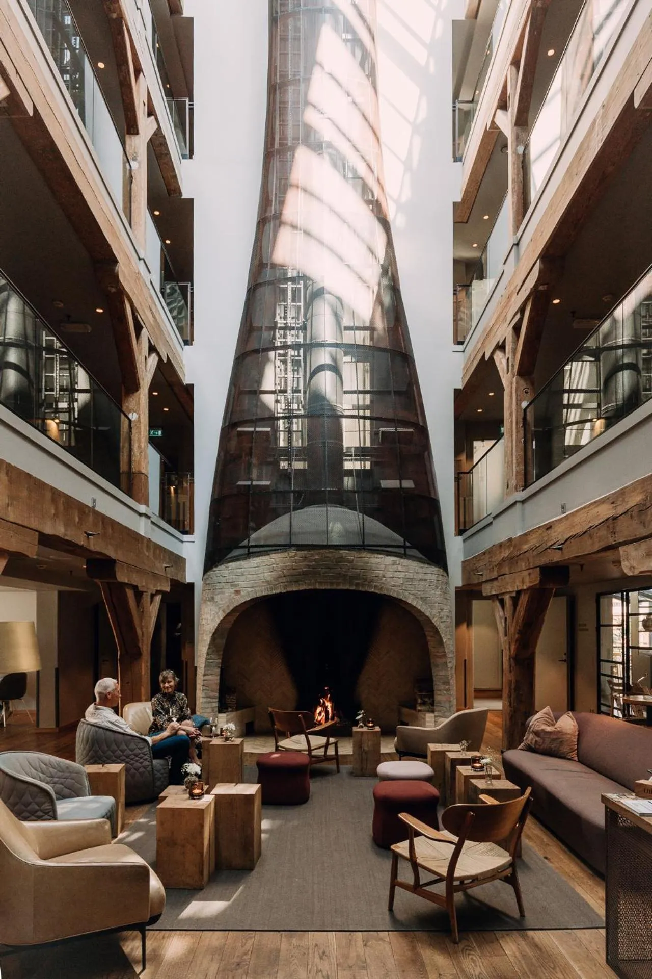 Restaurant/places to eat in Hotel Brosundet