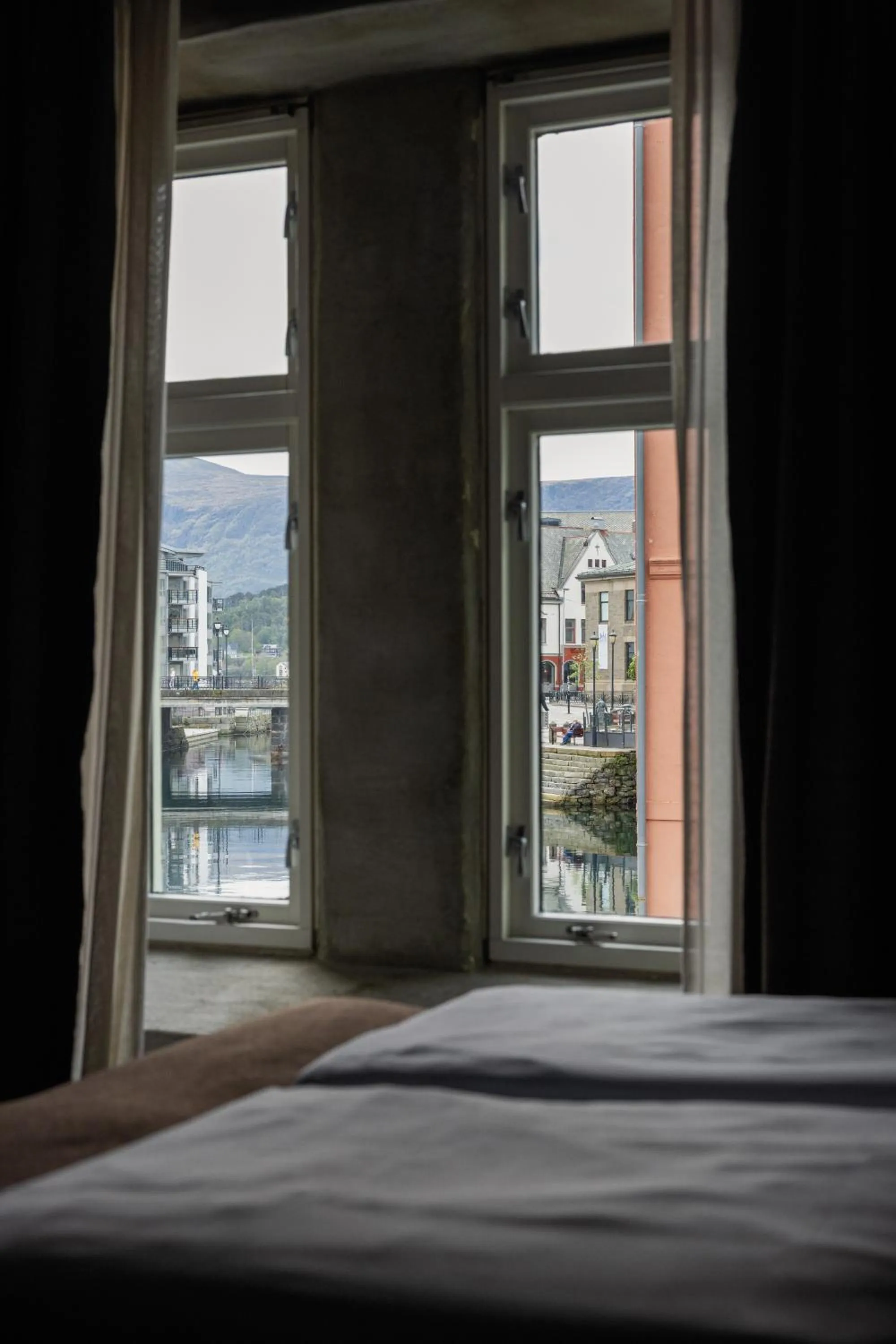 Bed in Hotel Brosundet