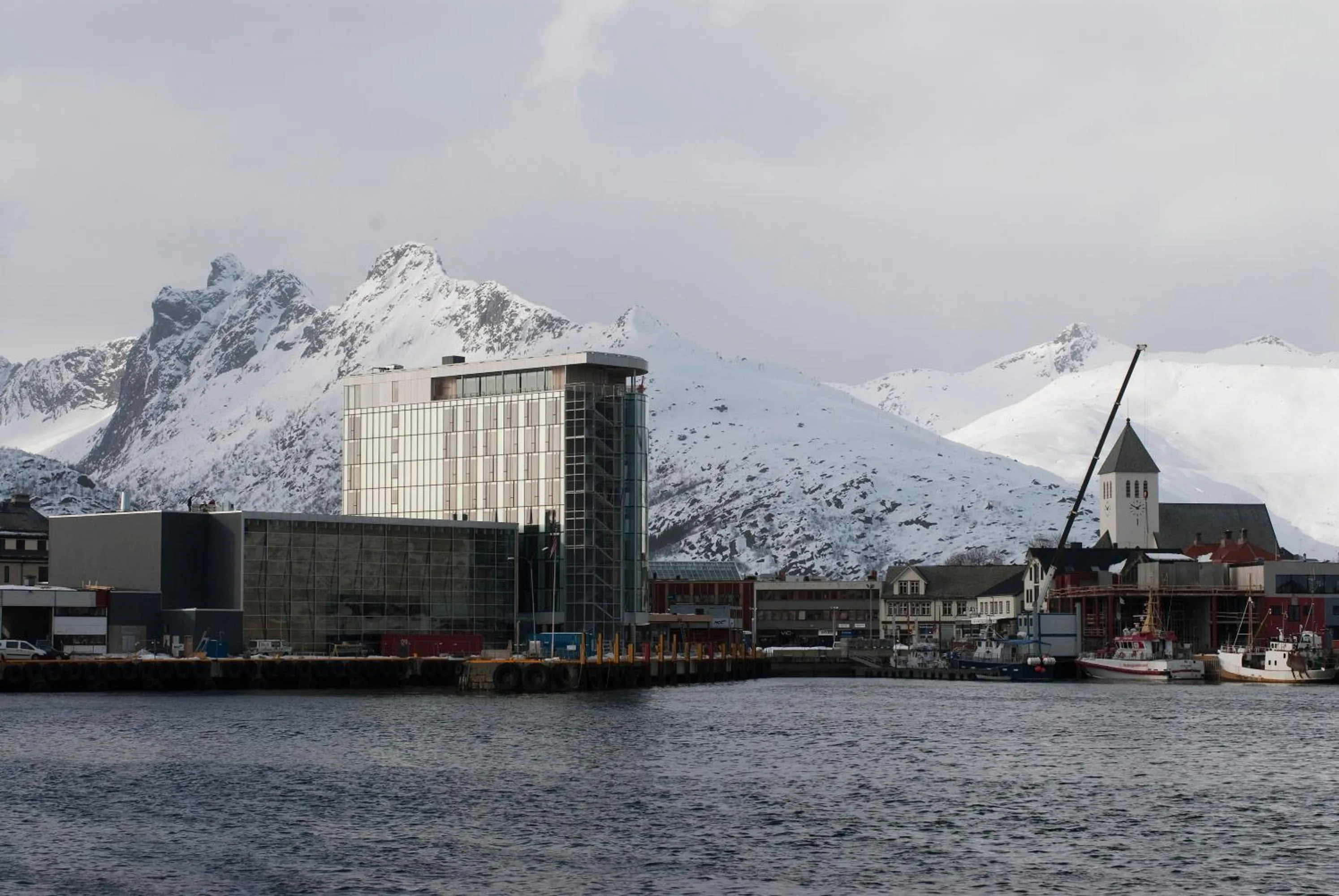 Facade/entrance in Thon Hotel Lofoten