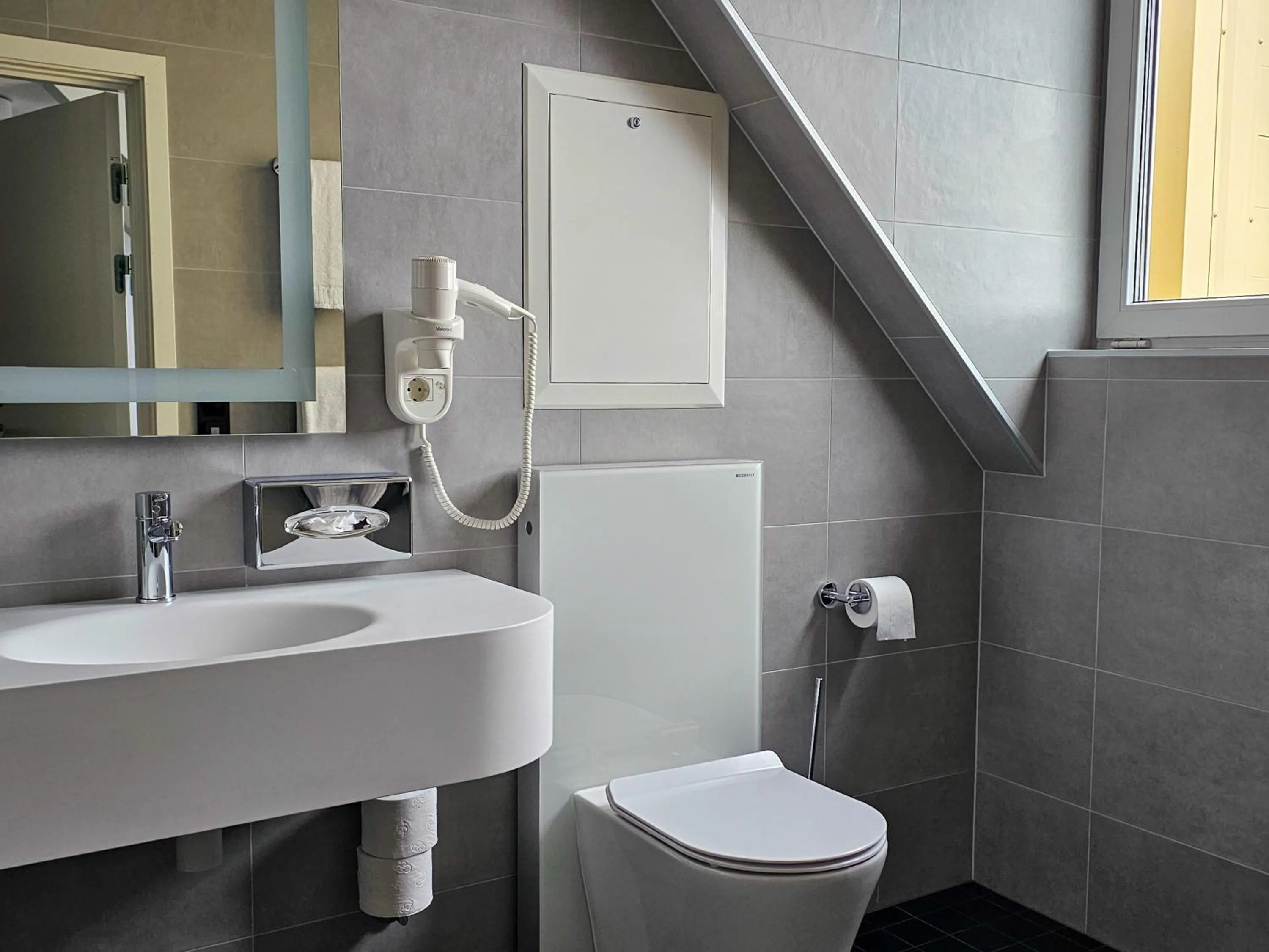 Bathroom in Thon Hotel Lofoten