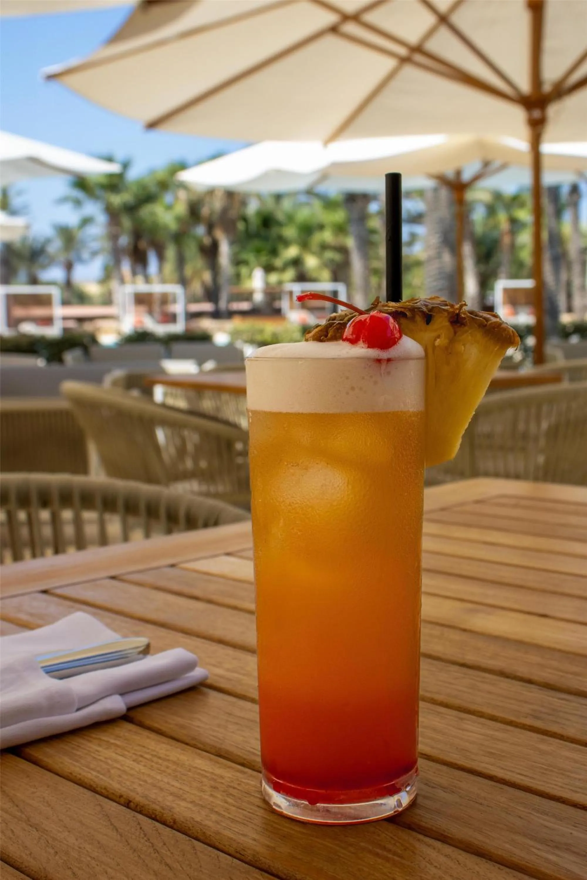 Pool view in Kempinski Hotel San Lawrenz