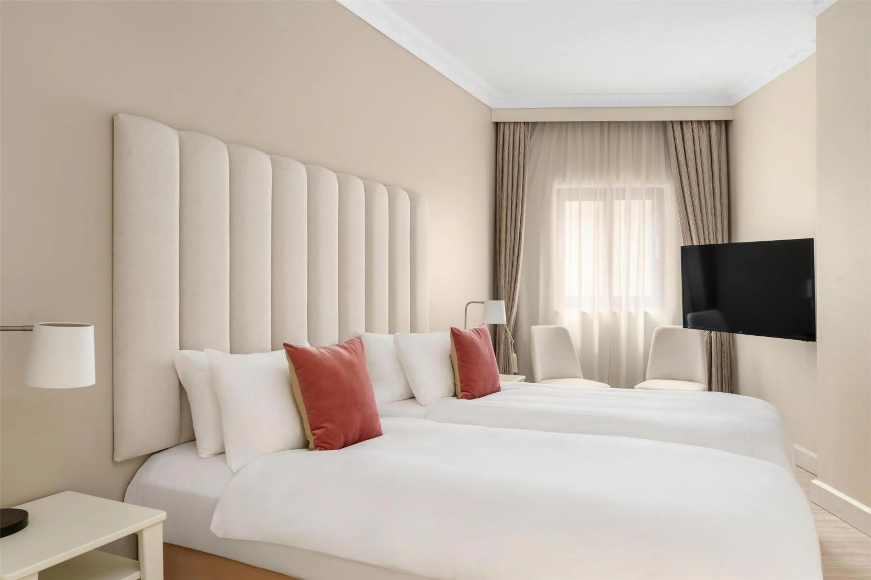 Bedroom, Bed in Kempinski Hotel San Lawrenz