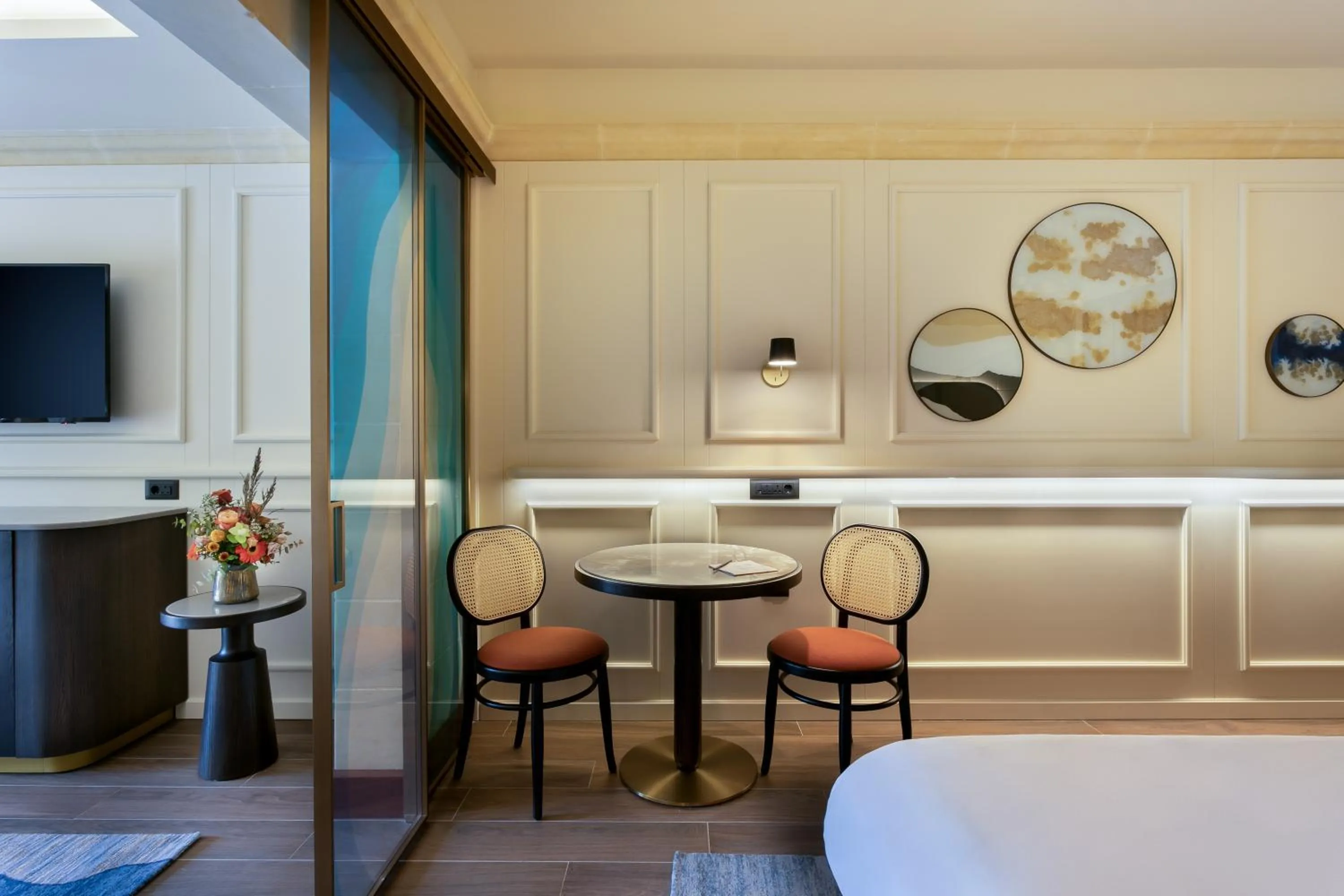 Living room, Bed in Kempinski Hotel San Lawrenz