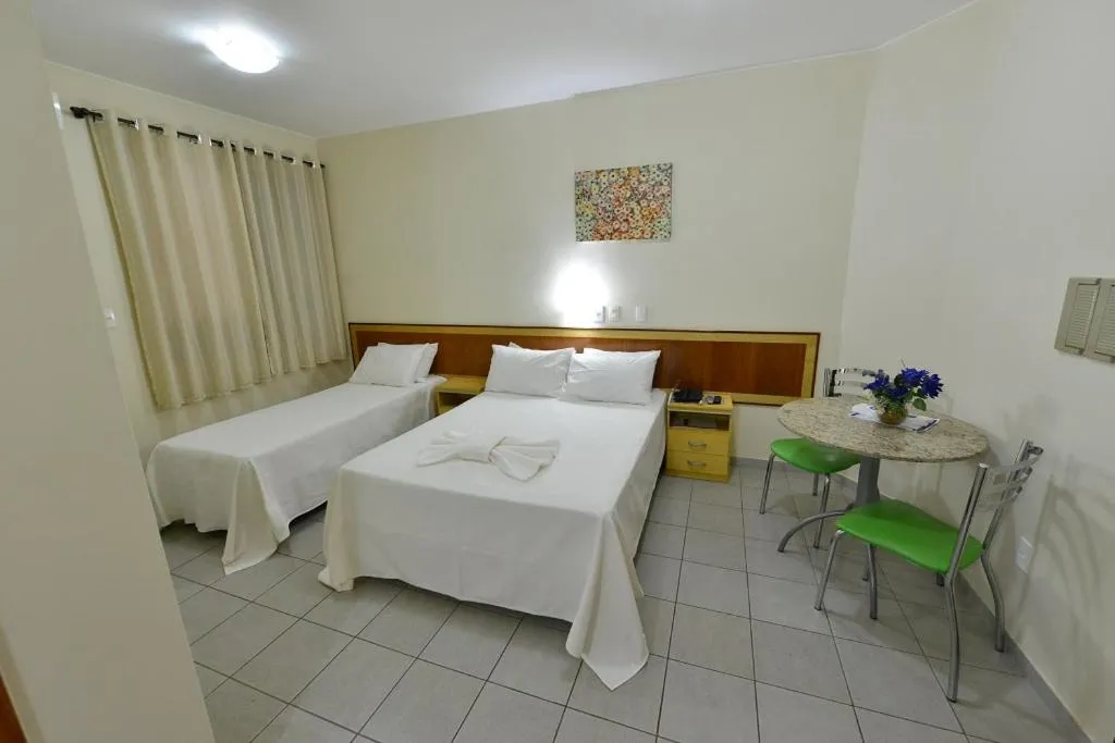 Vinds Plaza Hotel