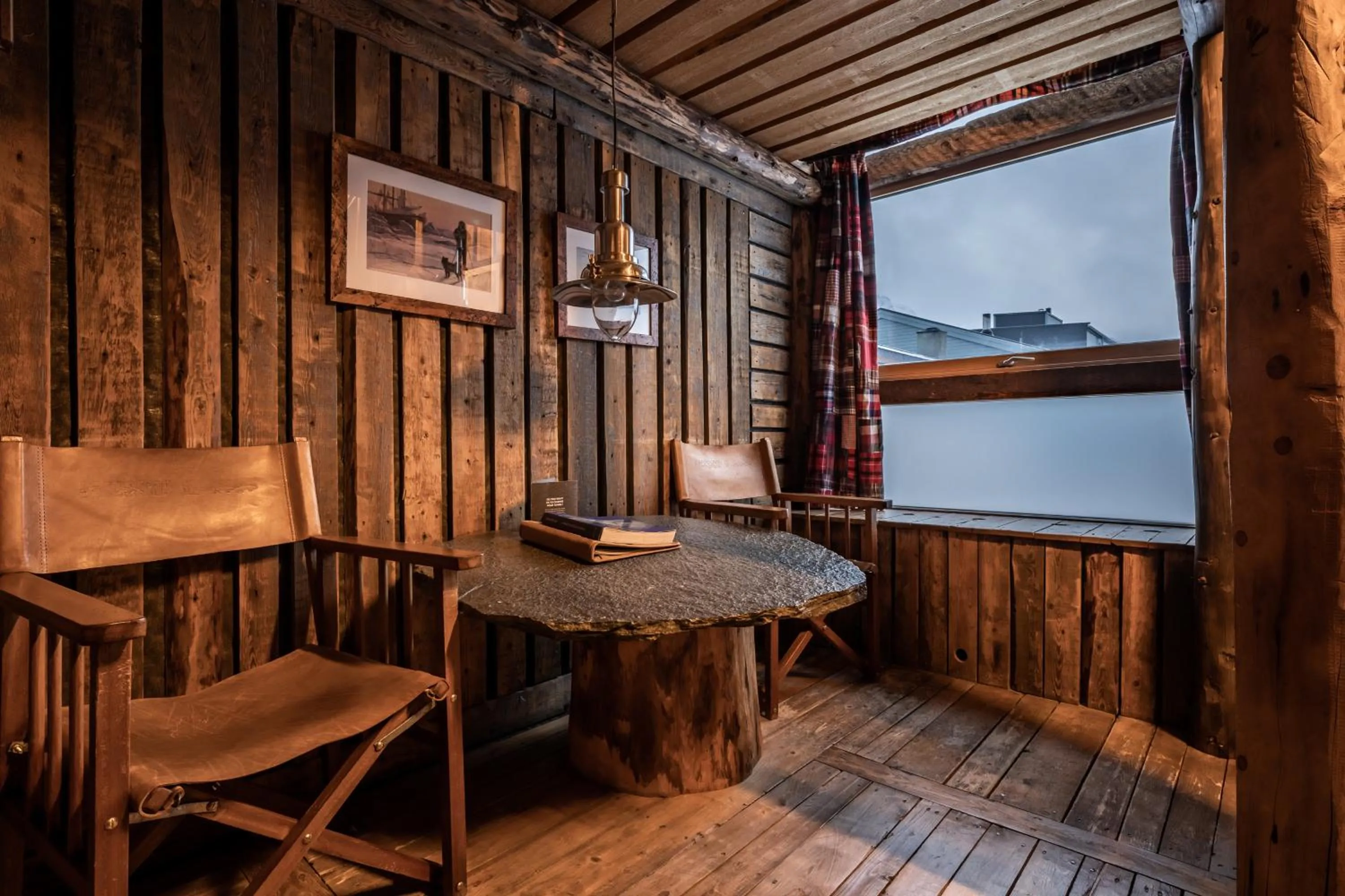 Seating area in Basecamp Hotel