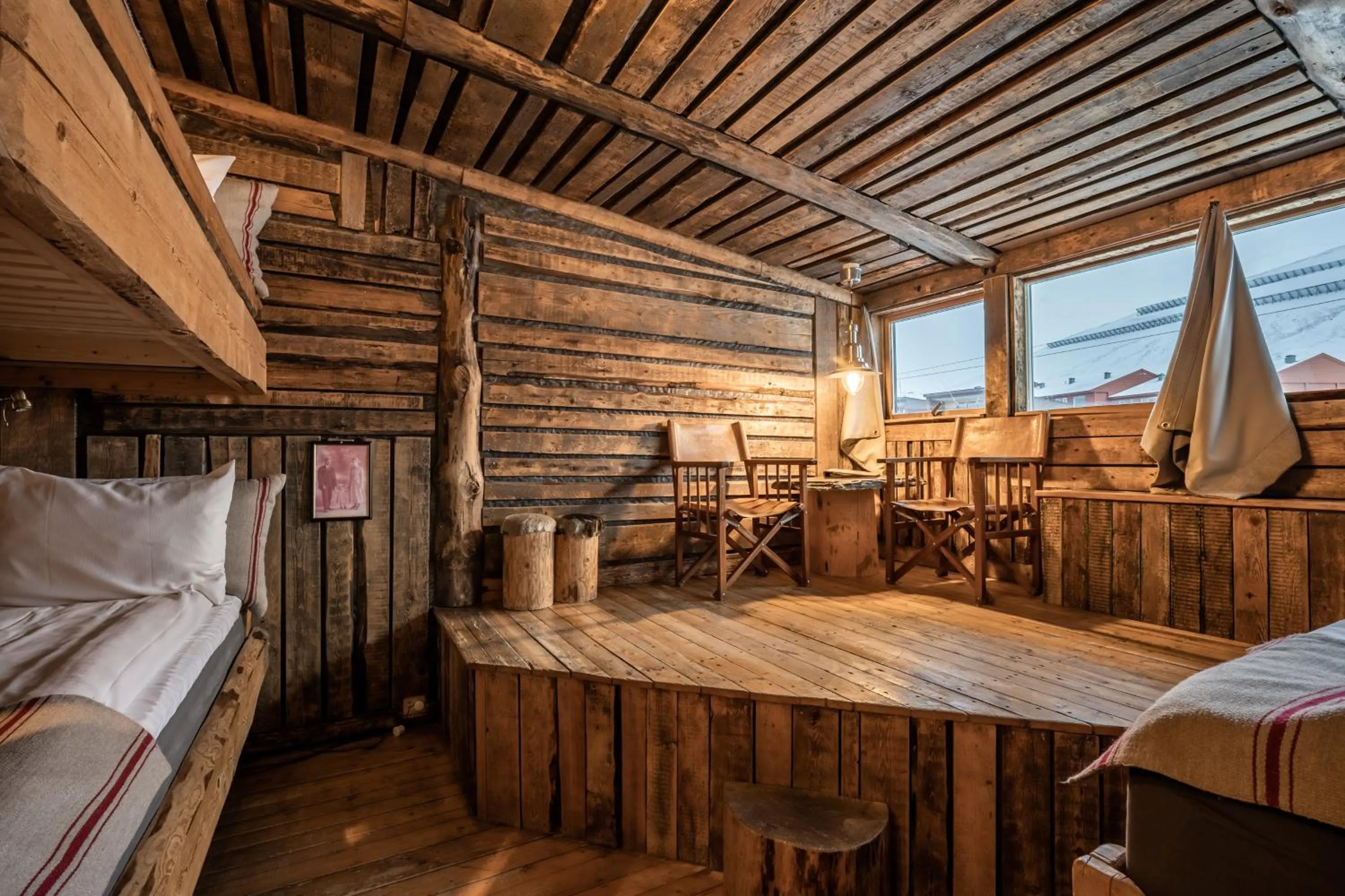 Photo of the whole room, Bed in Basecamp Hotel