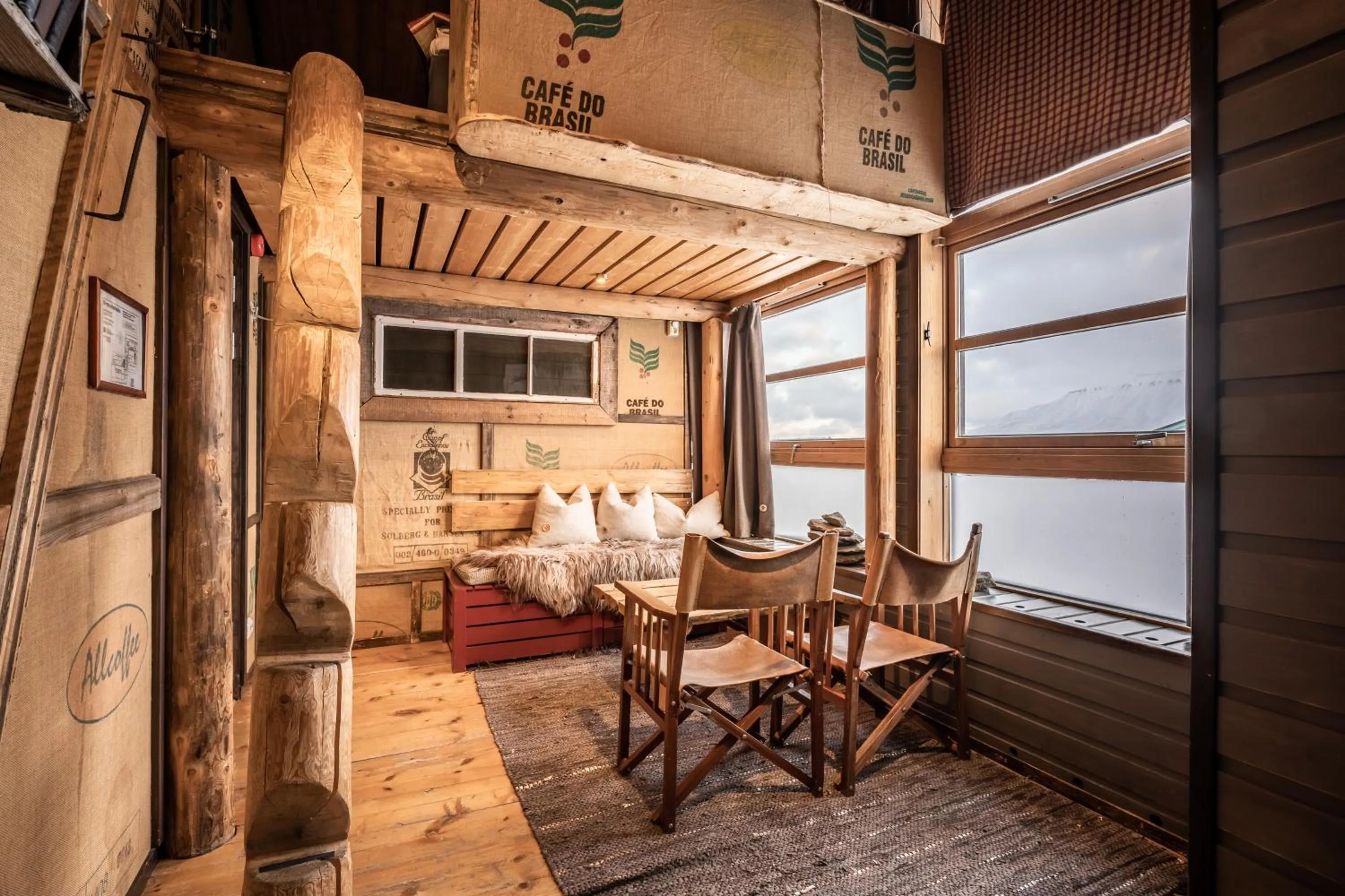 Seating area in Basecamp Hotel