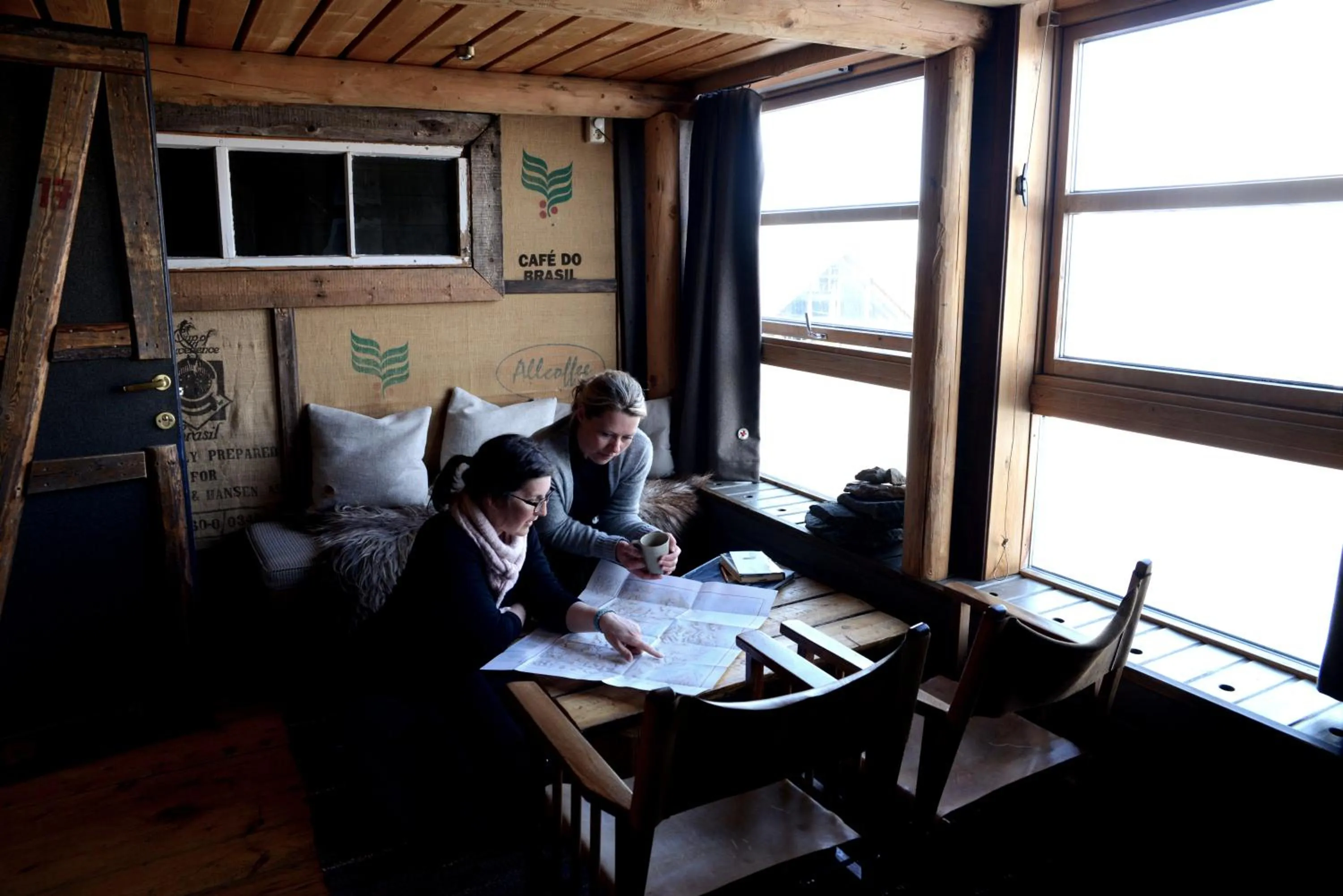 Photo of the whole room in Basecamp Hotel