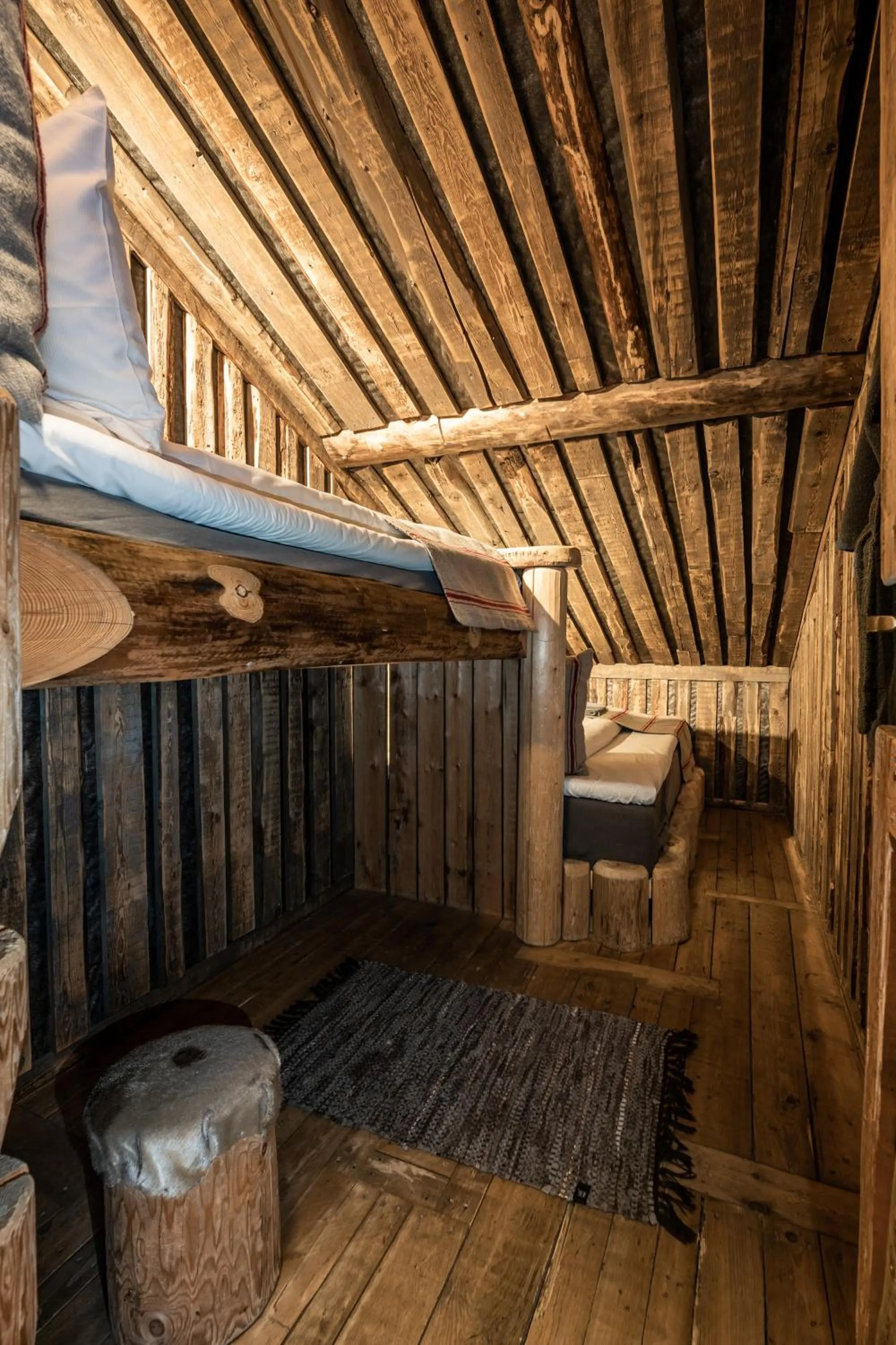 Bedroom in Basecamp Hotel