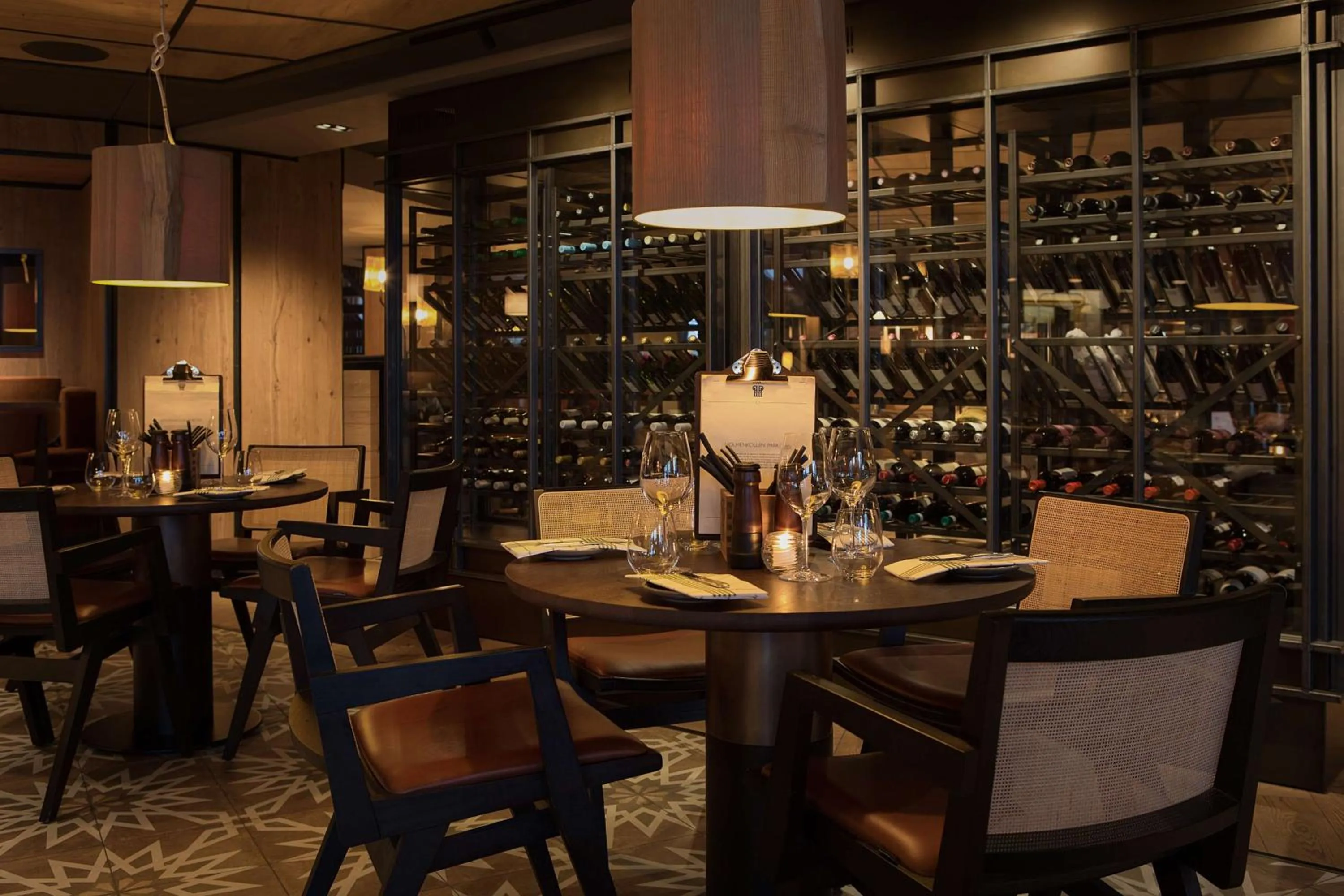 Restaurant/places to eat in Scandic Holmenkollen Park