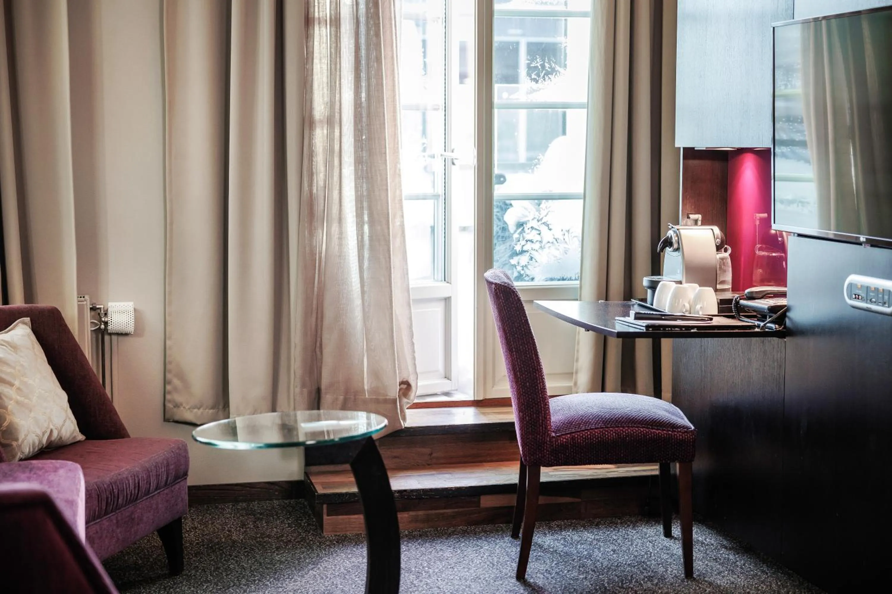 Living room in Home Hotel Folketeateret