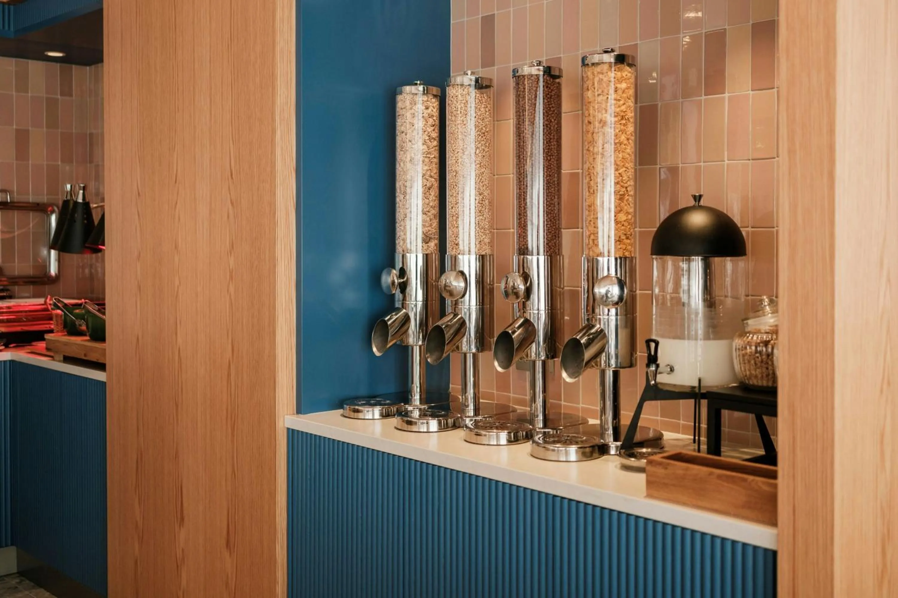 Restaurant/places to eat in Courtyard by Marriott Sliema