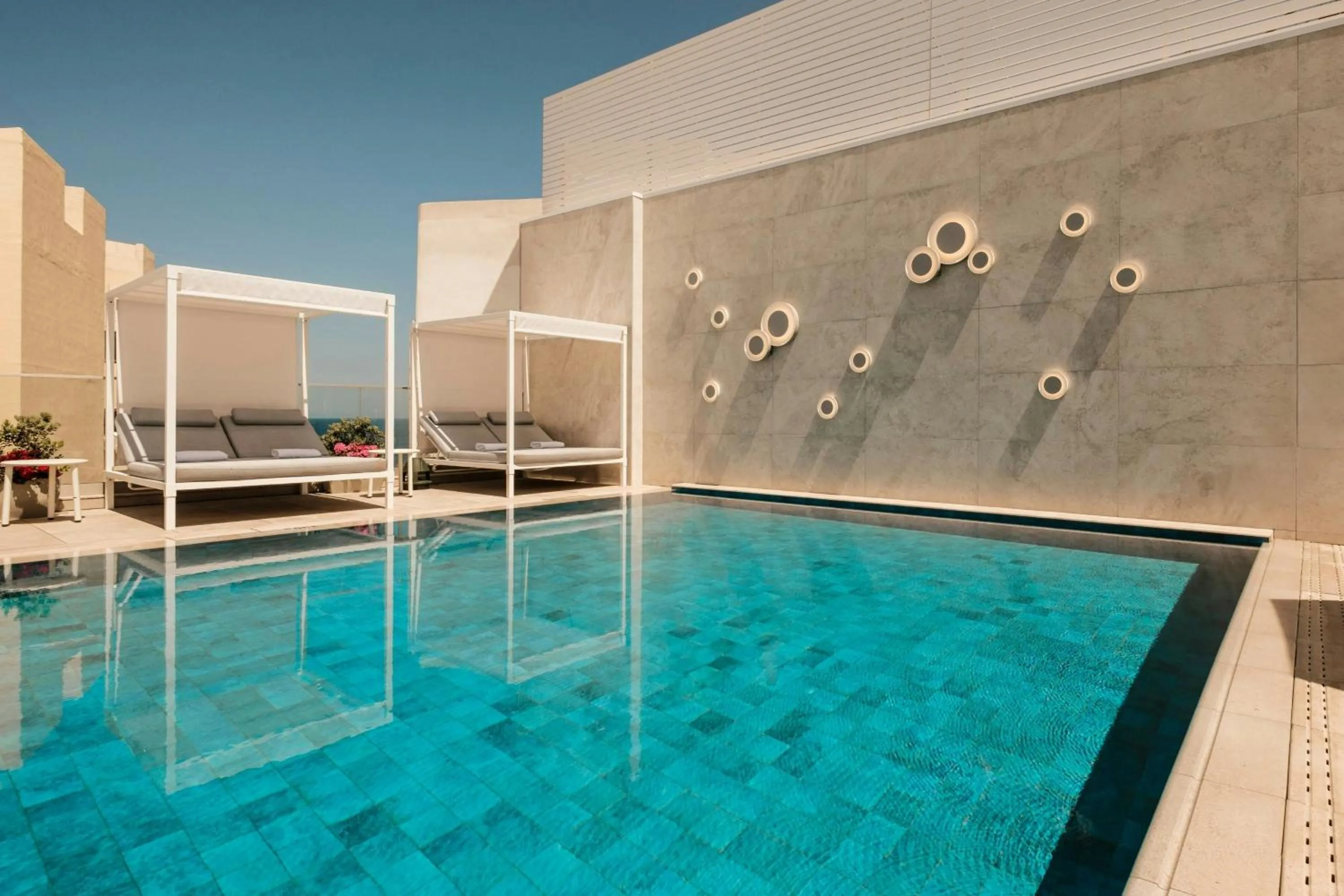 Swimming pool in Courtyard by Marriott Sliema