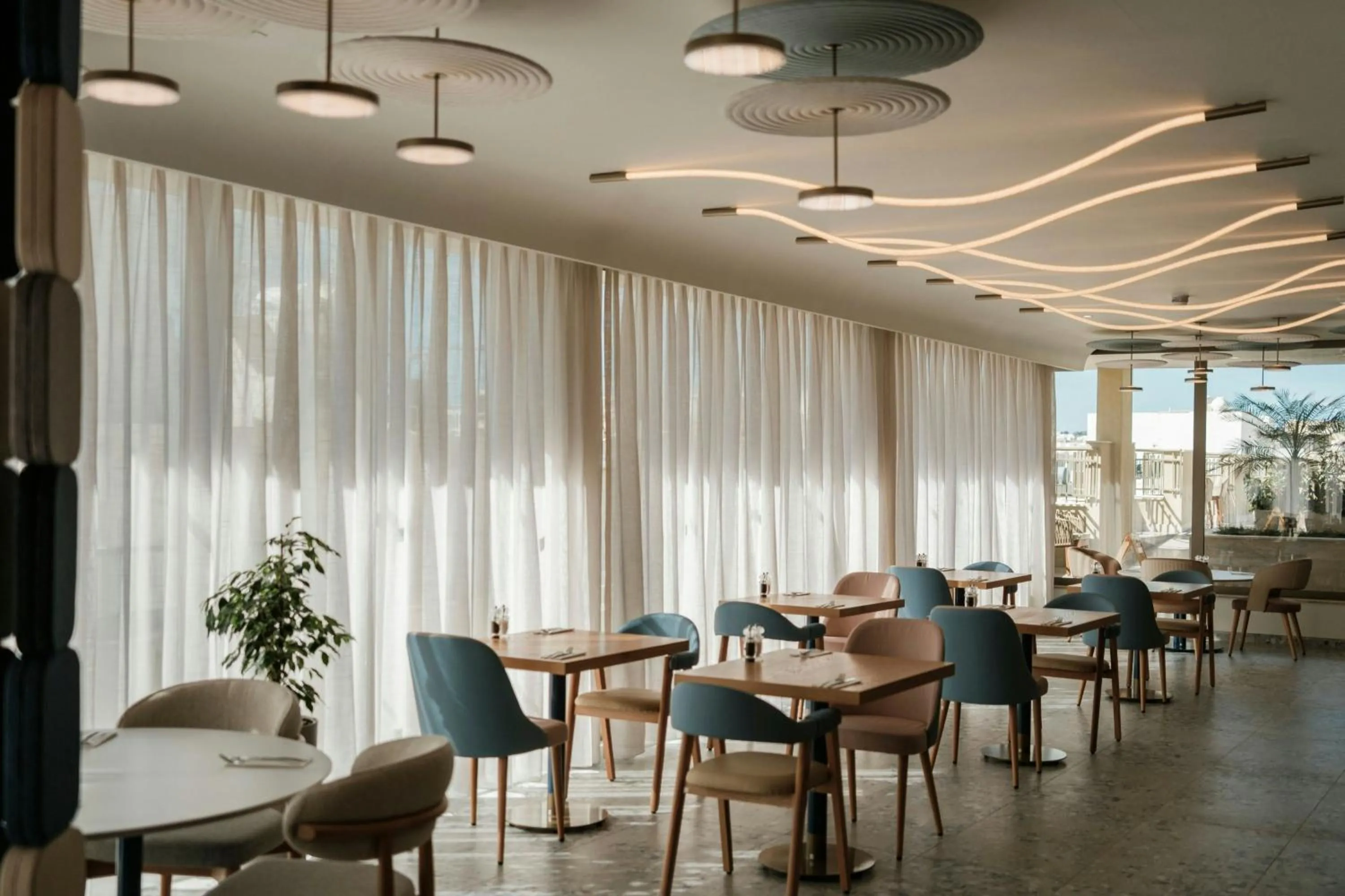 Restaurant/places to eat in Courtyard by Marriott Sliema