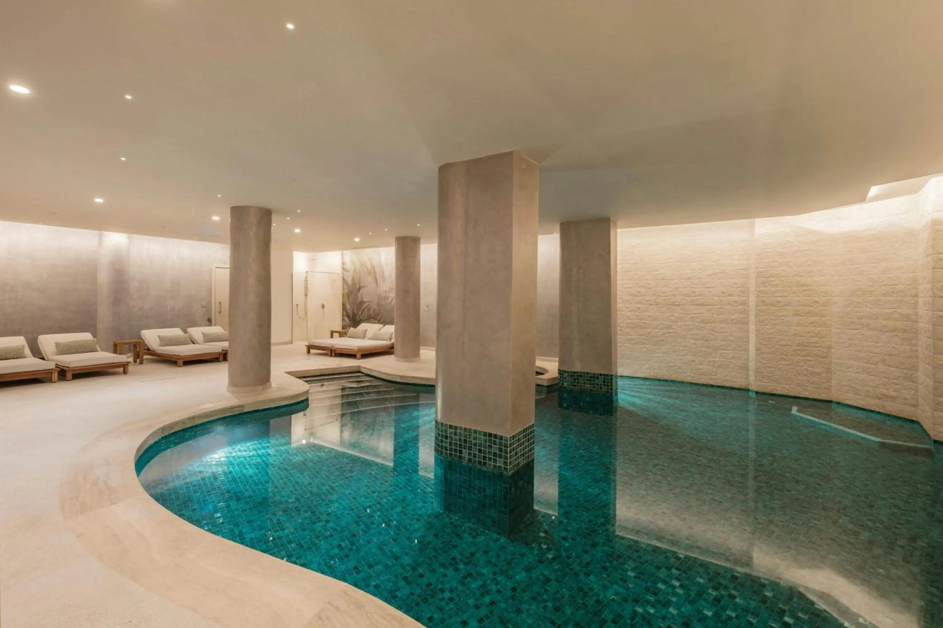 Swimming pool in Courtyard by Marriott Sliema