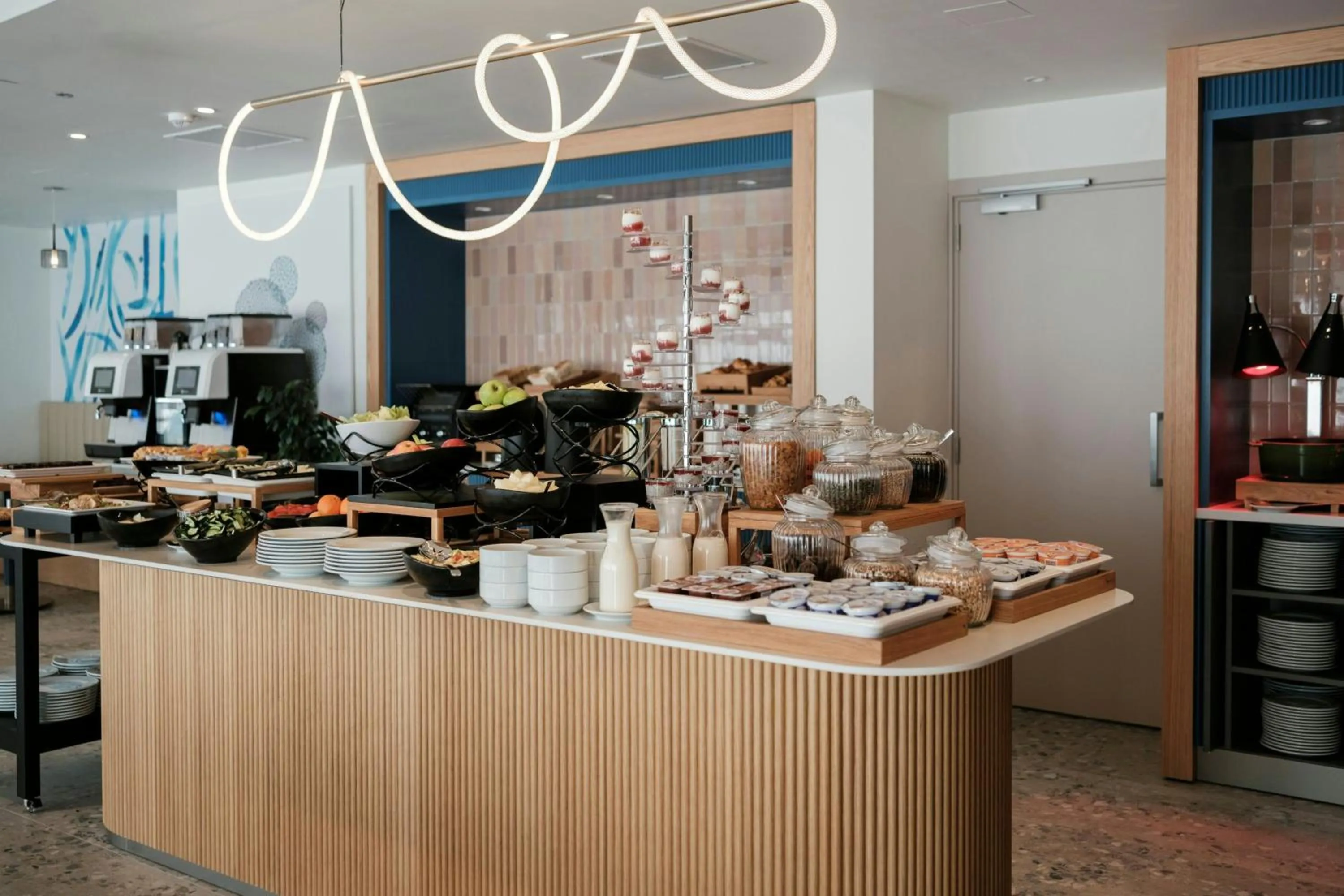 Restaurant/places to eat in Courtyard by Marriott Sliema