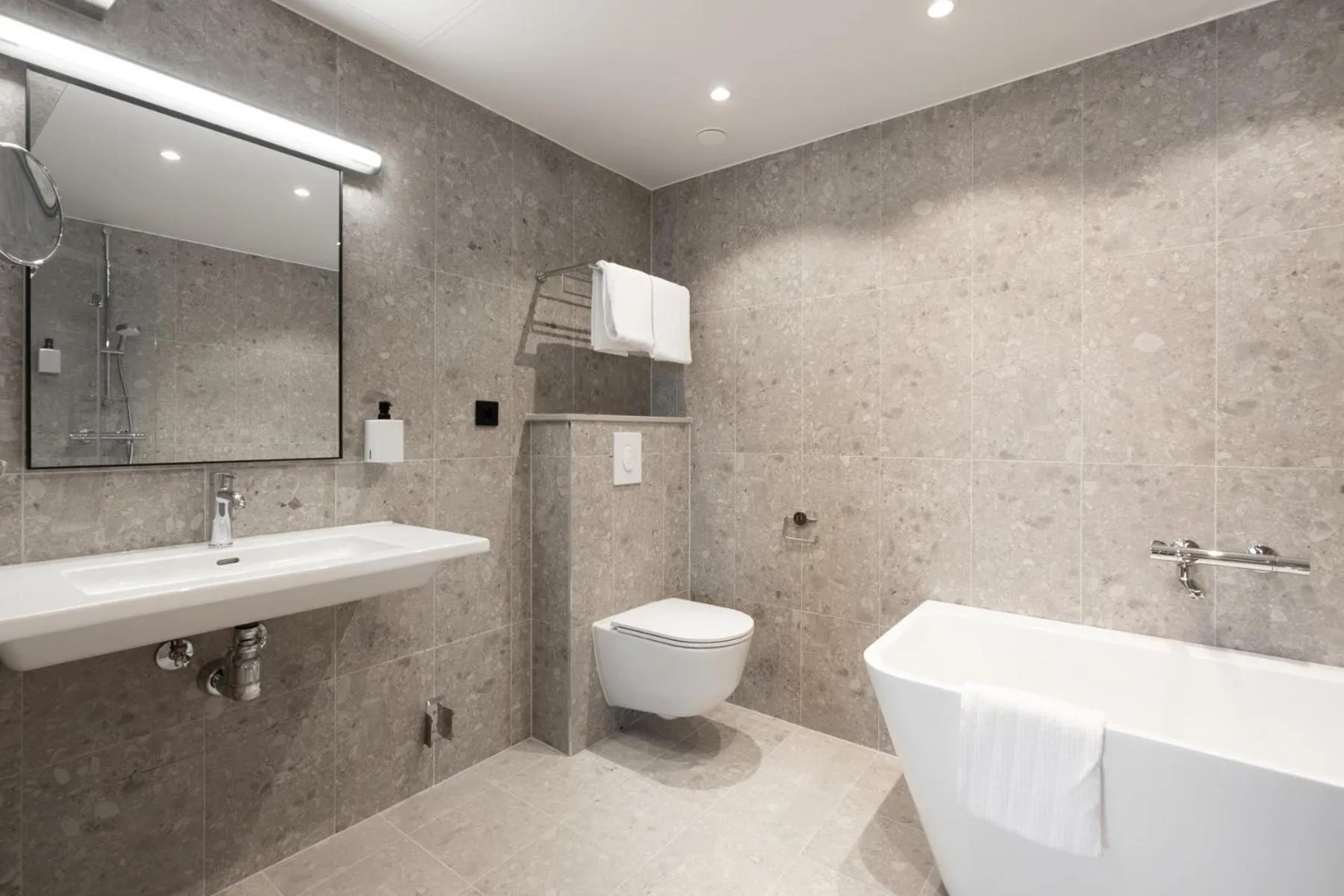 Bathroom in Scandic City