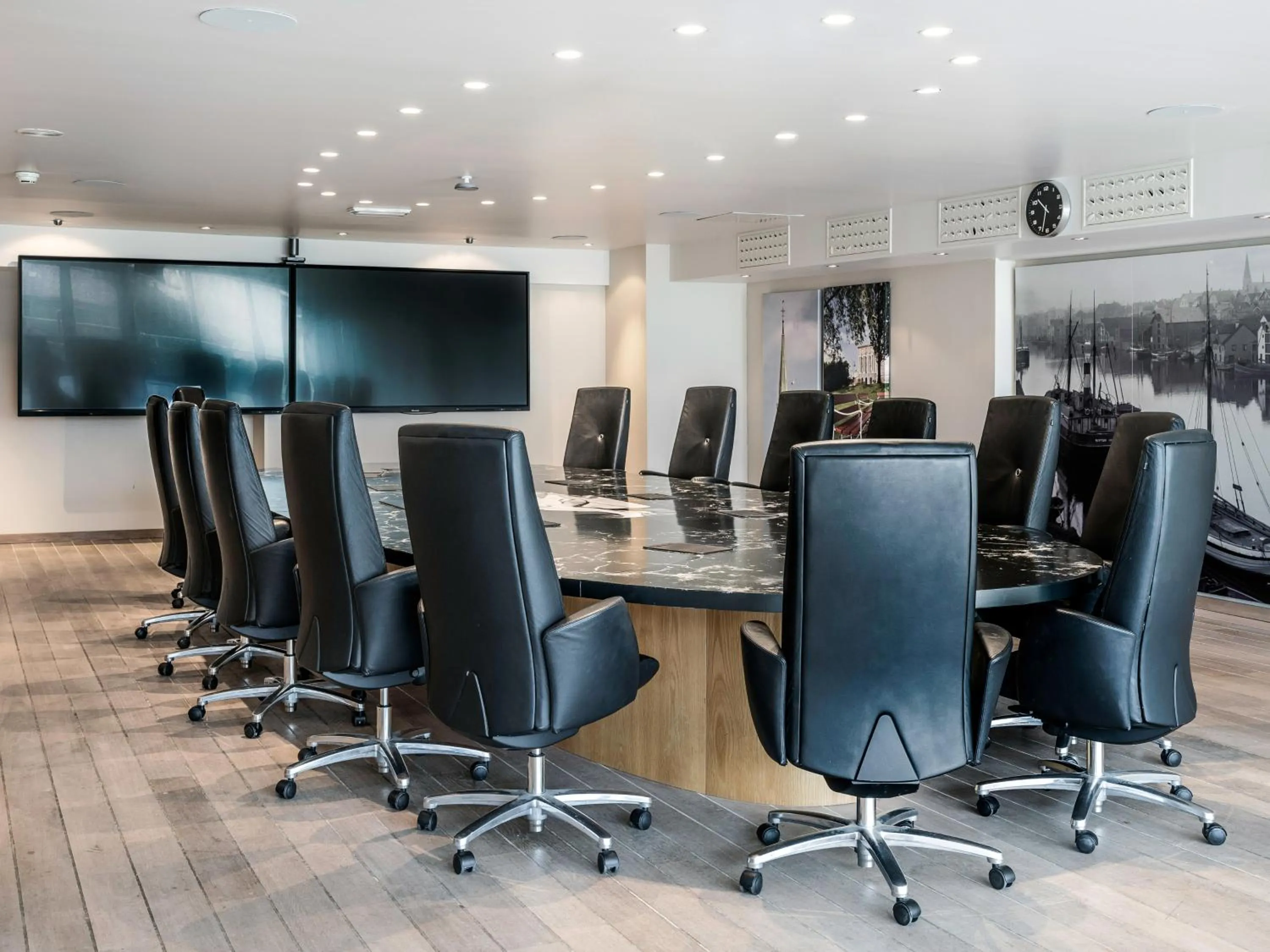 Meeting/conference room in Quality Hotel Maritim