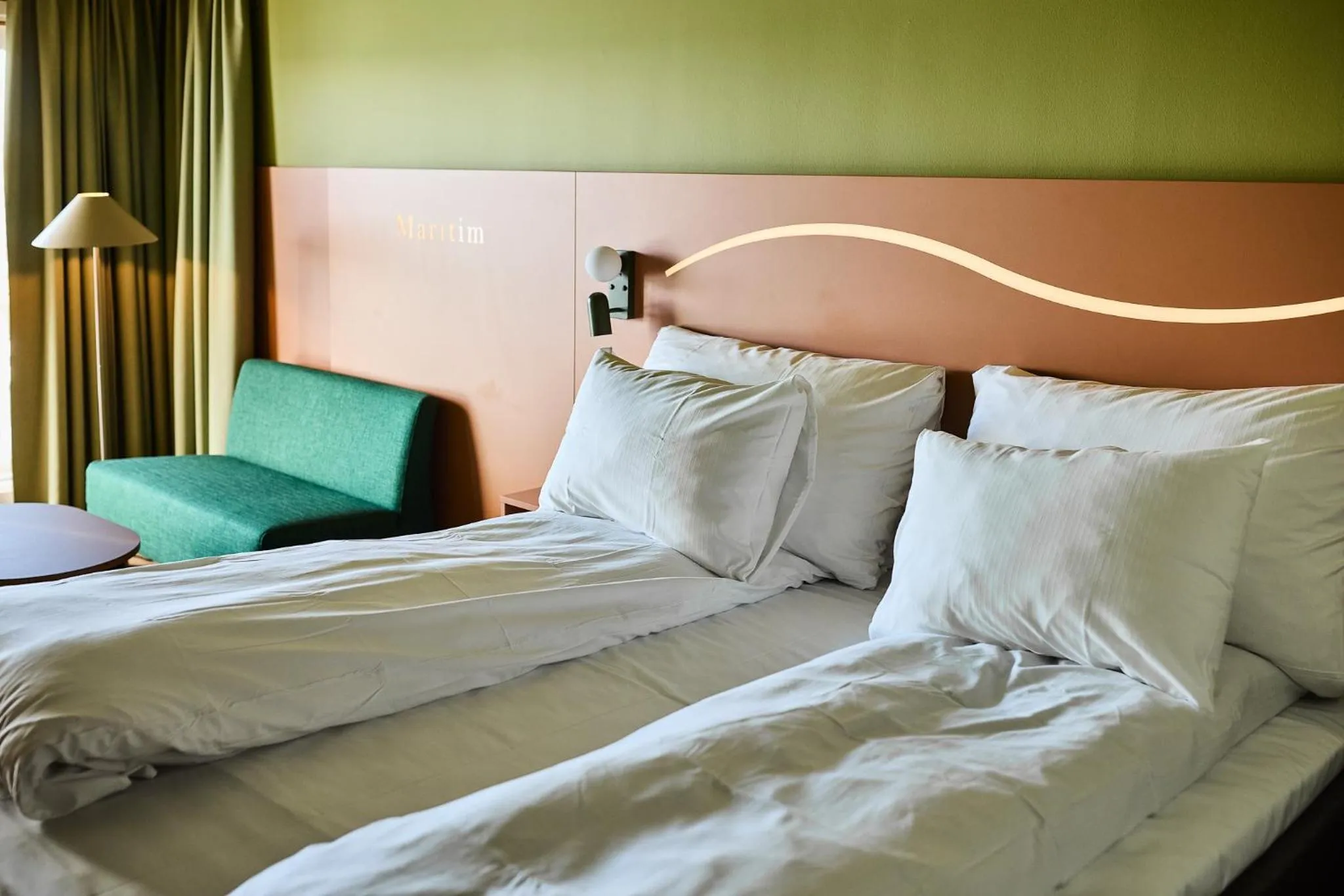 Bedroom, Bed in Quality Hotel Maritim