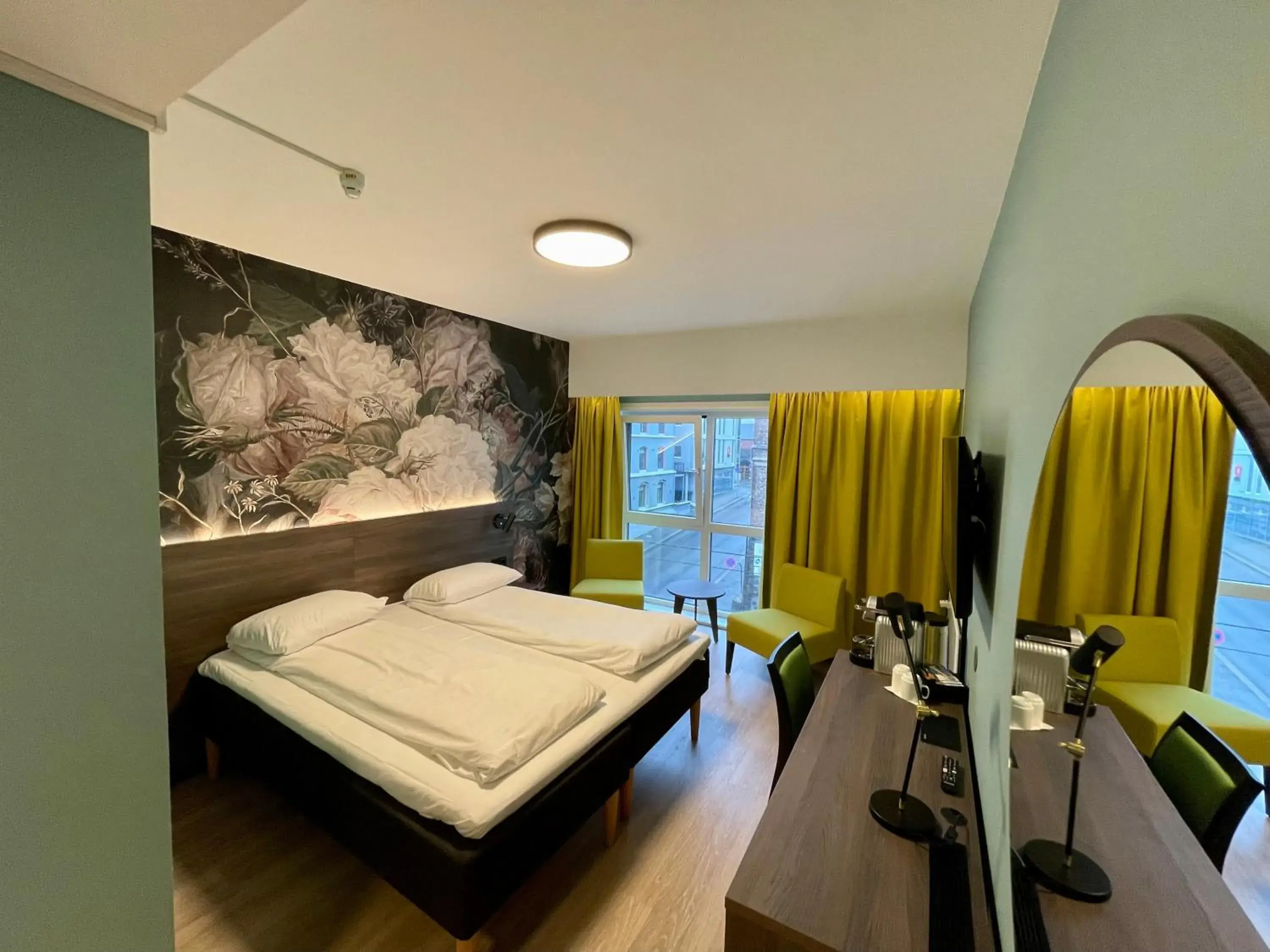 Bedroom, Bed in Thon Partner Hotel Saga Bedroom, Bed in Thon Partner Hotel Saga