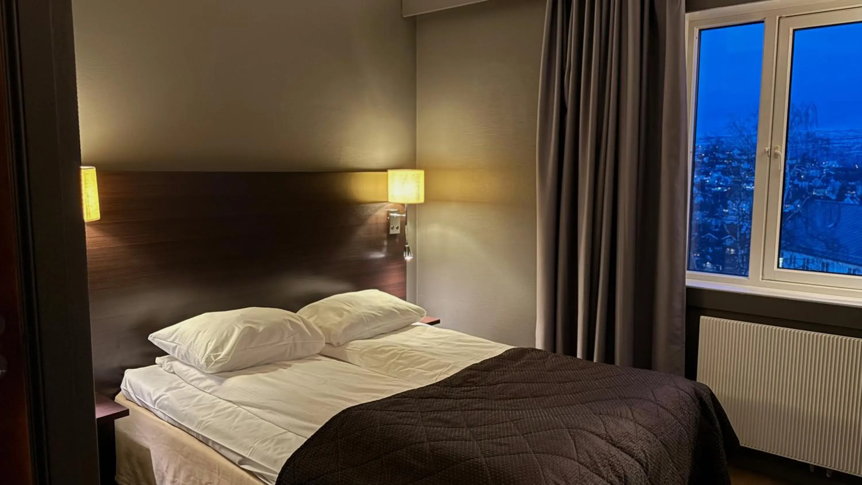 Bed in Quality Hotel Grand Royal Bed in Quality Hotel Grand Royal