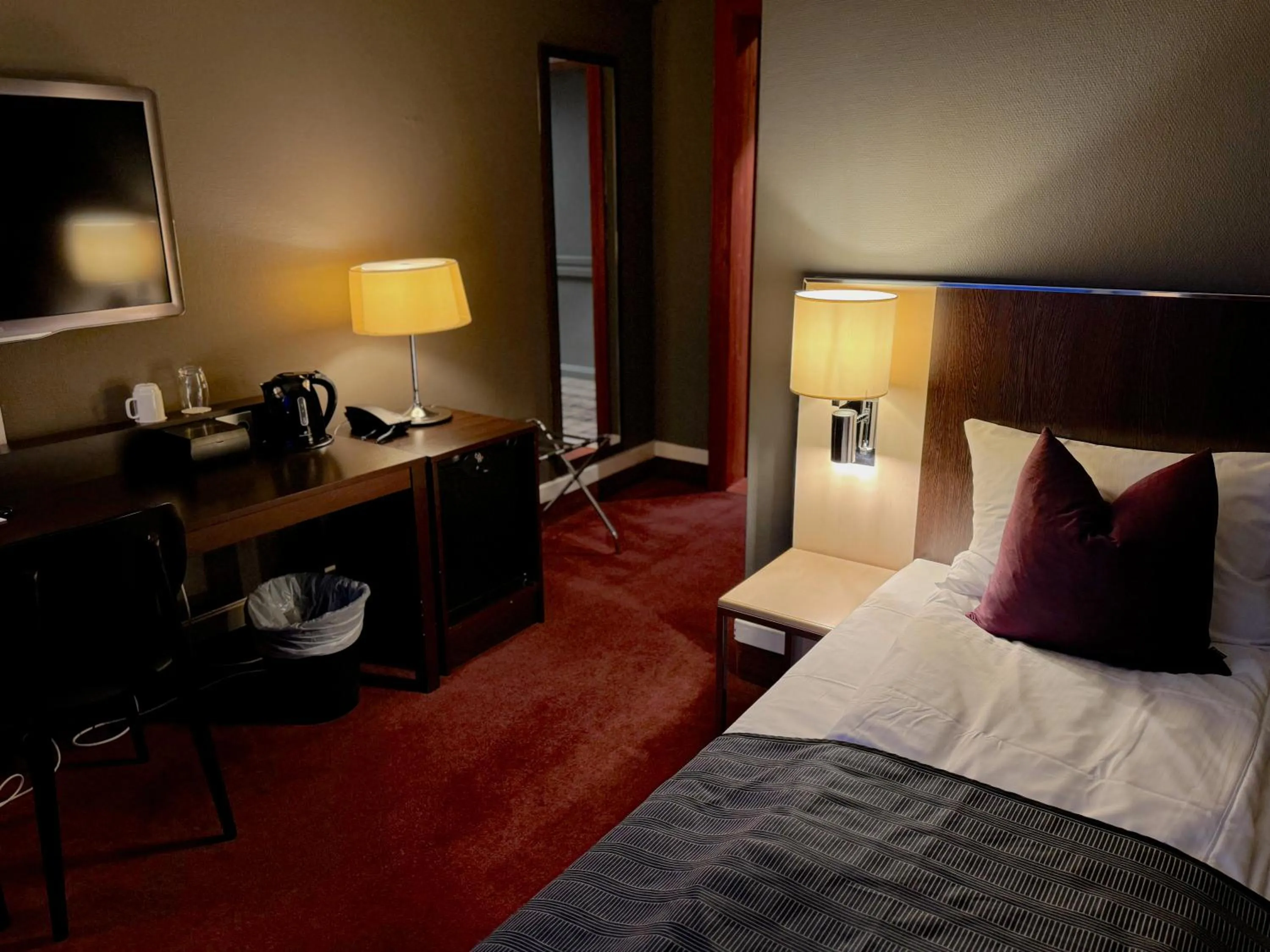 Bed in Quality Hotel Grand Royal