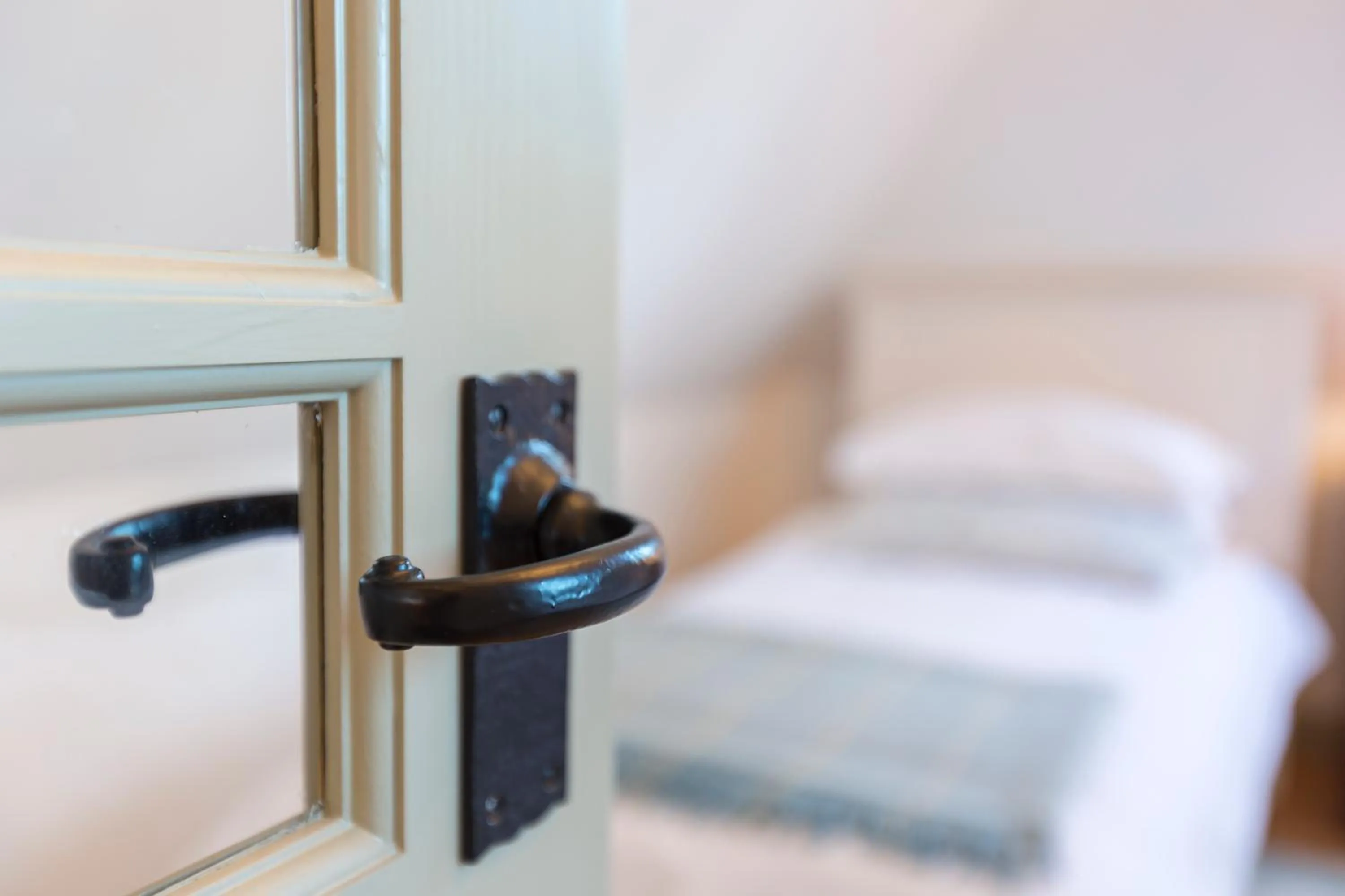 Decorative detail, Bed in The Ruin Luxury B&B