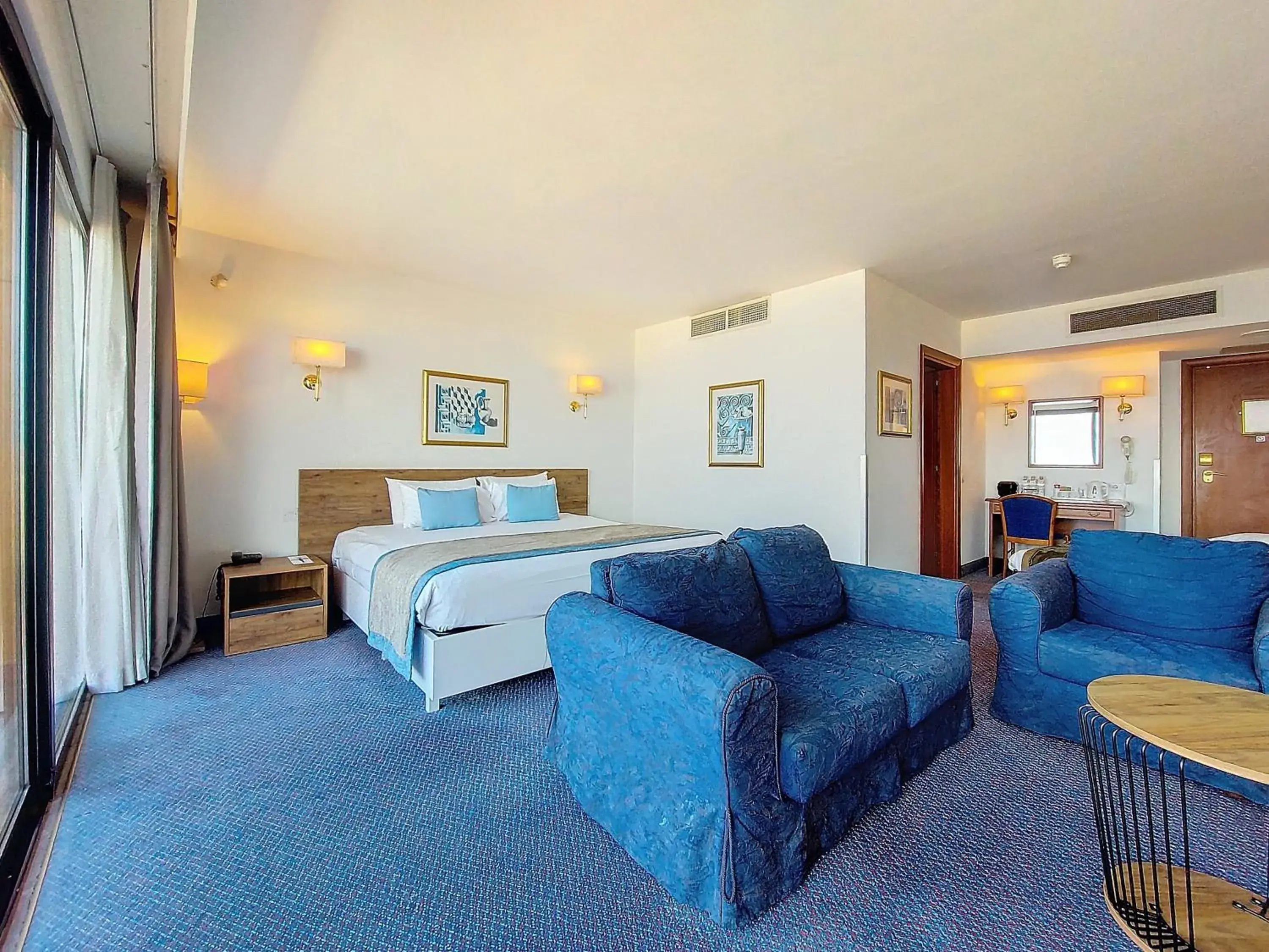 Bedroom, Bed in Vivaldi Hotel Bedroom, Bed in Vivaldi Hotel