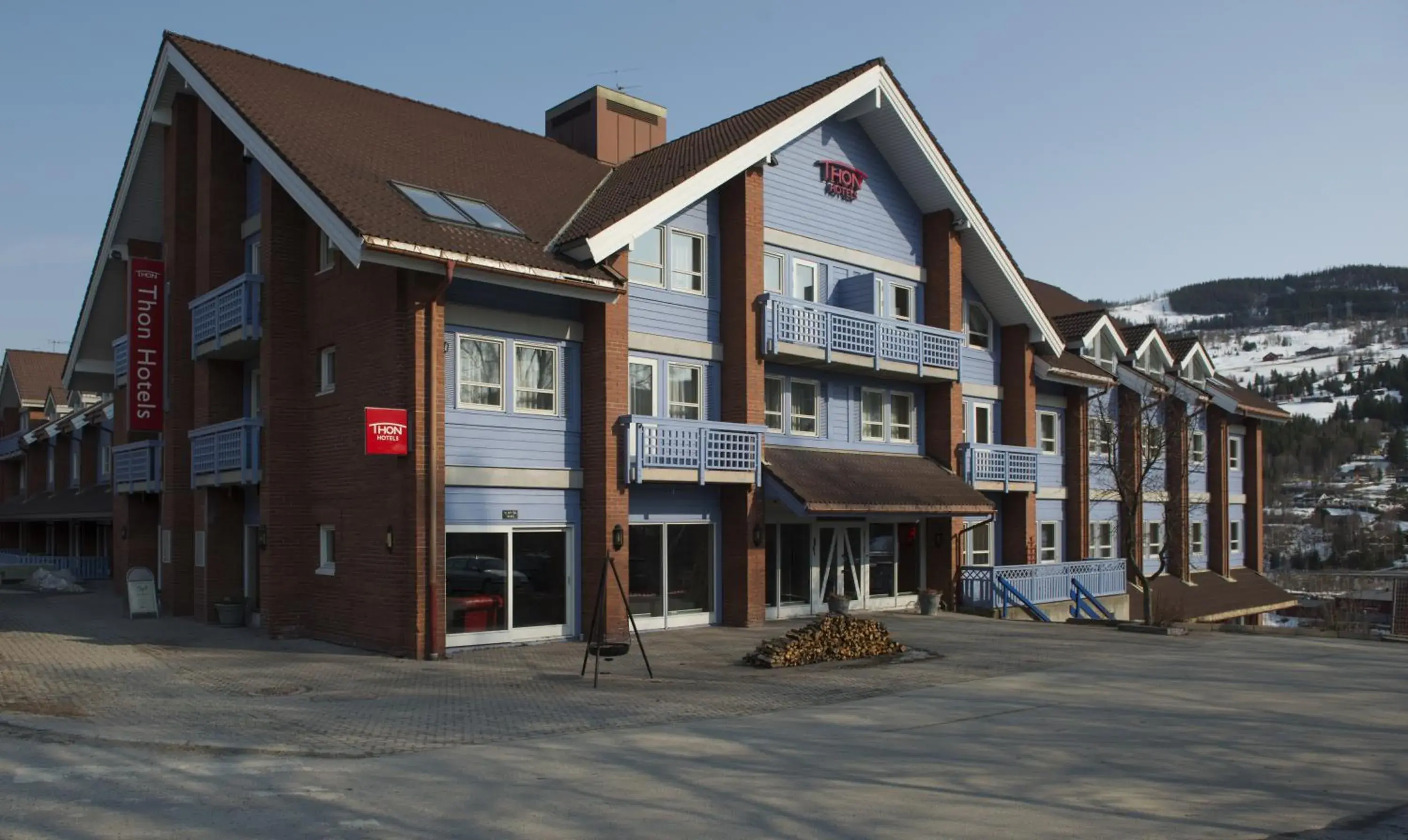 Facade/entrance in Thon Hotel Hallingdal Facade/entrance in Thon Hotel Hallingdal