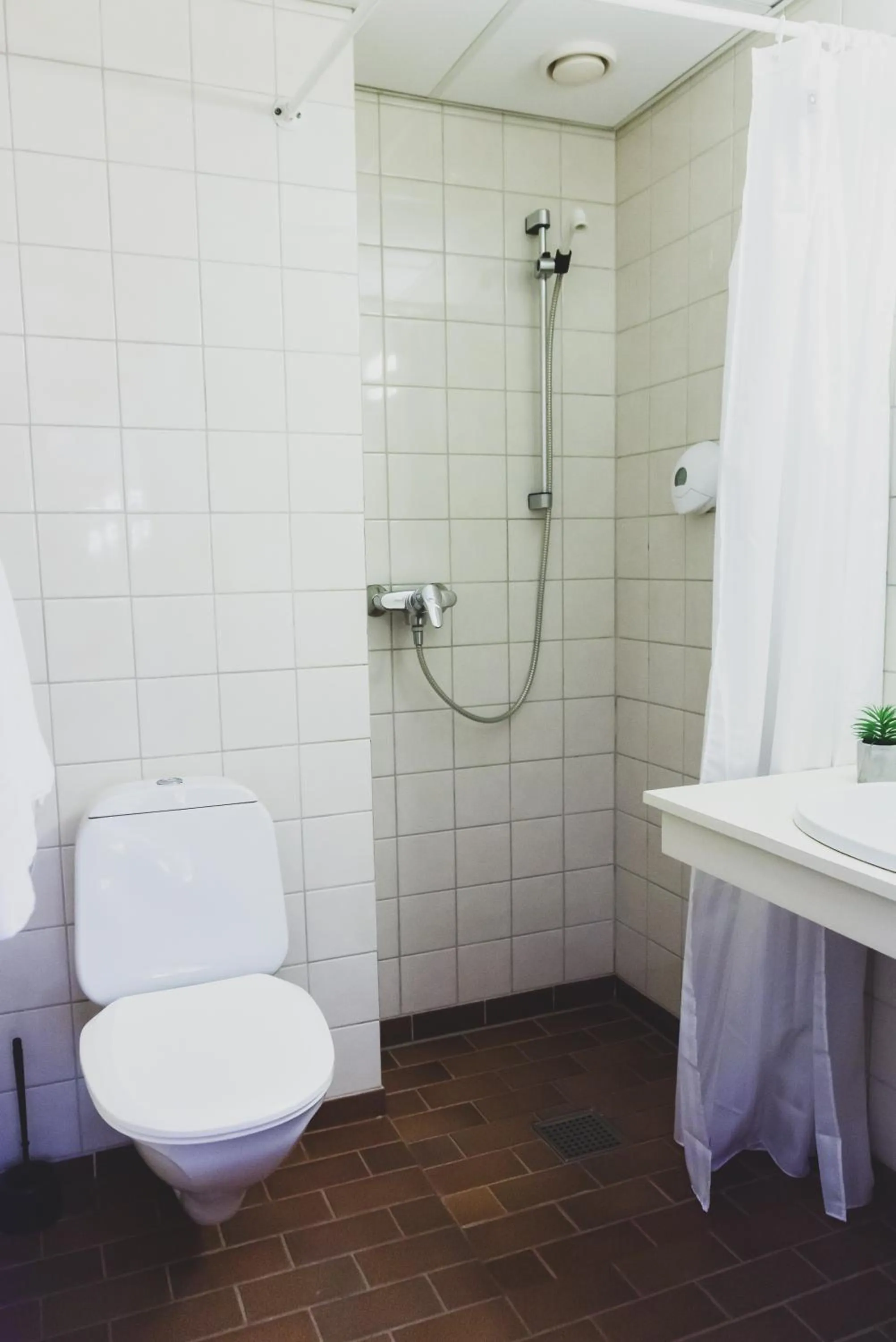 Shower in Frøken Skjolds Hotel Lyngengården