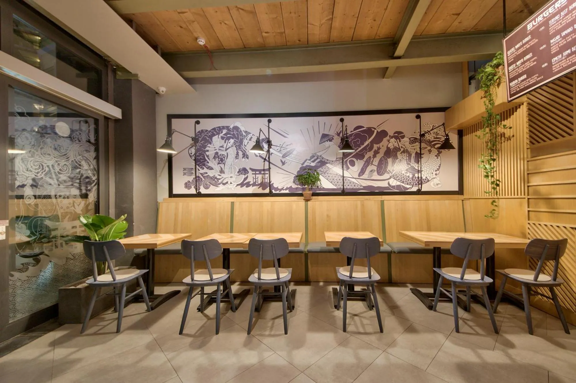 Restaurant/places to eat in The Preluna Hotel