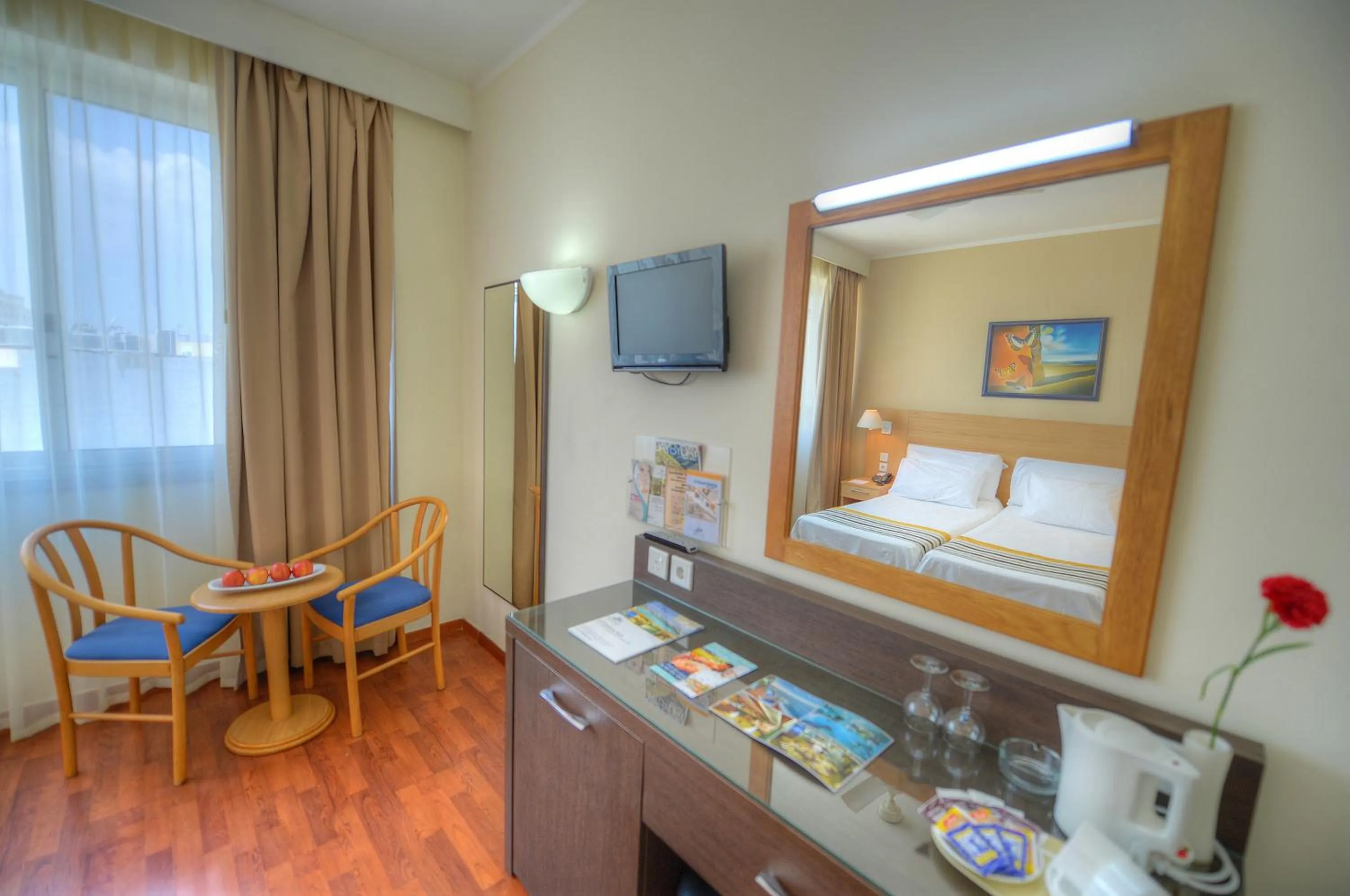 TV and multimedia, Bed in The Preluna Hotel