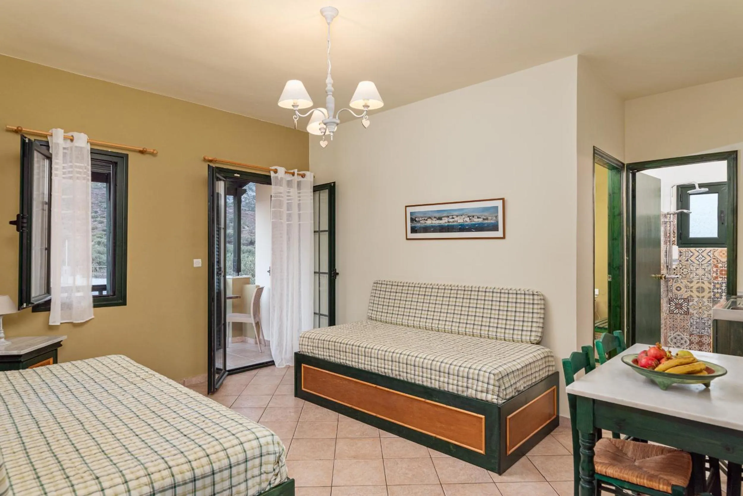 Seating area, Bed in Hotel Ledra