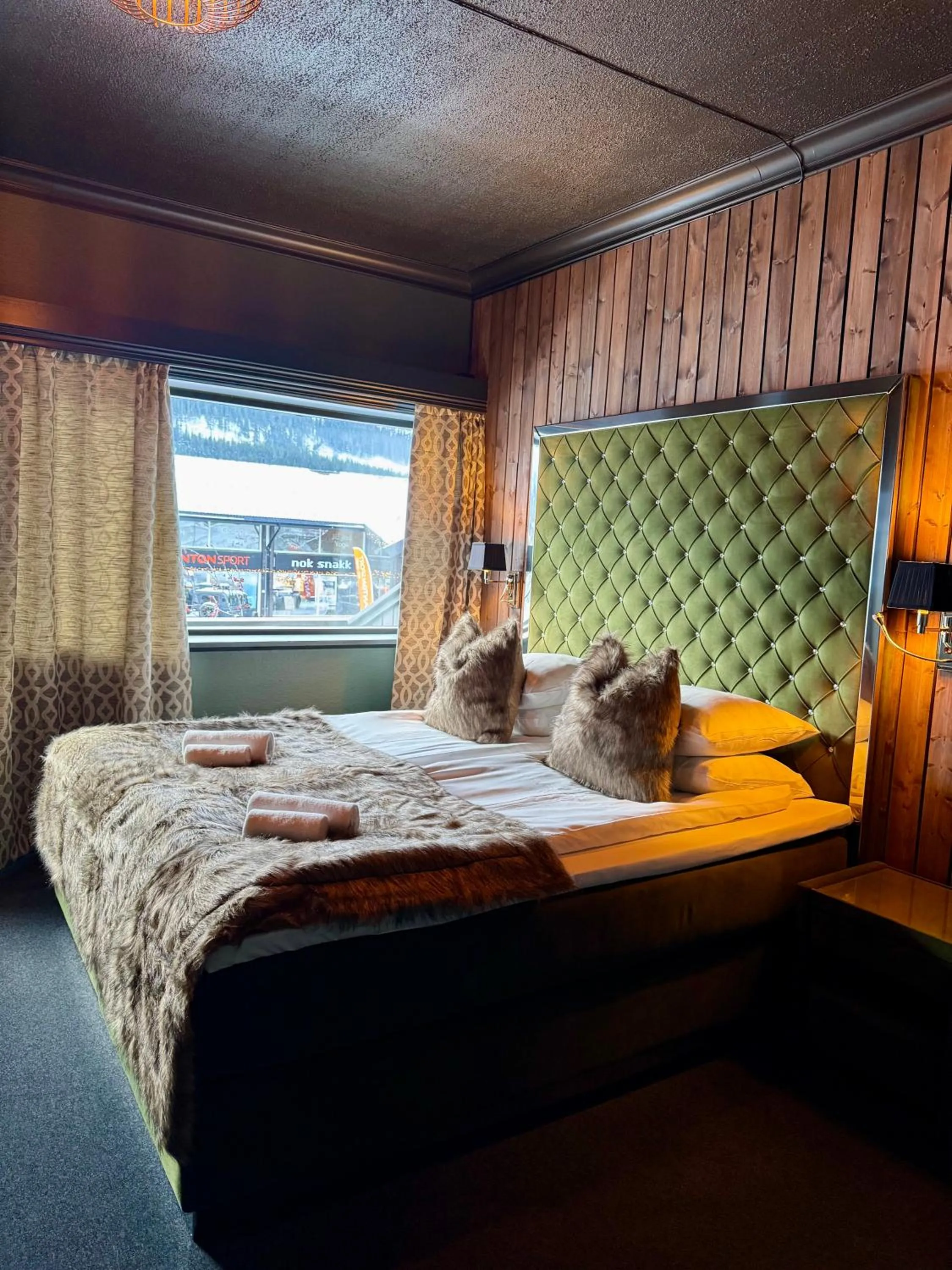 Bedroom, Bed in Skogstad Hotel - Unike Hoteller