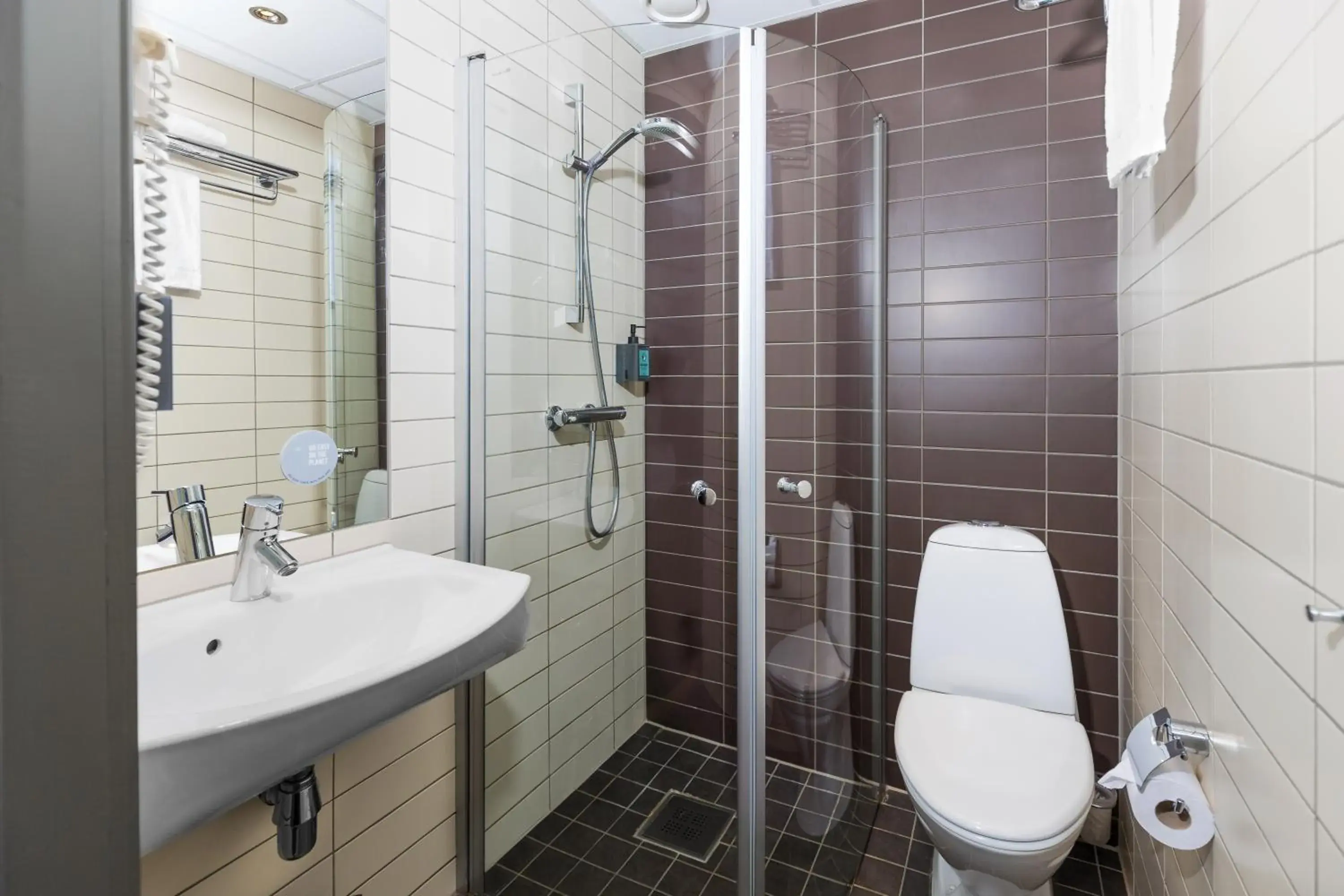 Bathroom in Comfort Hotel Kristiansand Bathroom in Comfort Hotel Kristiansand