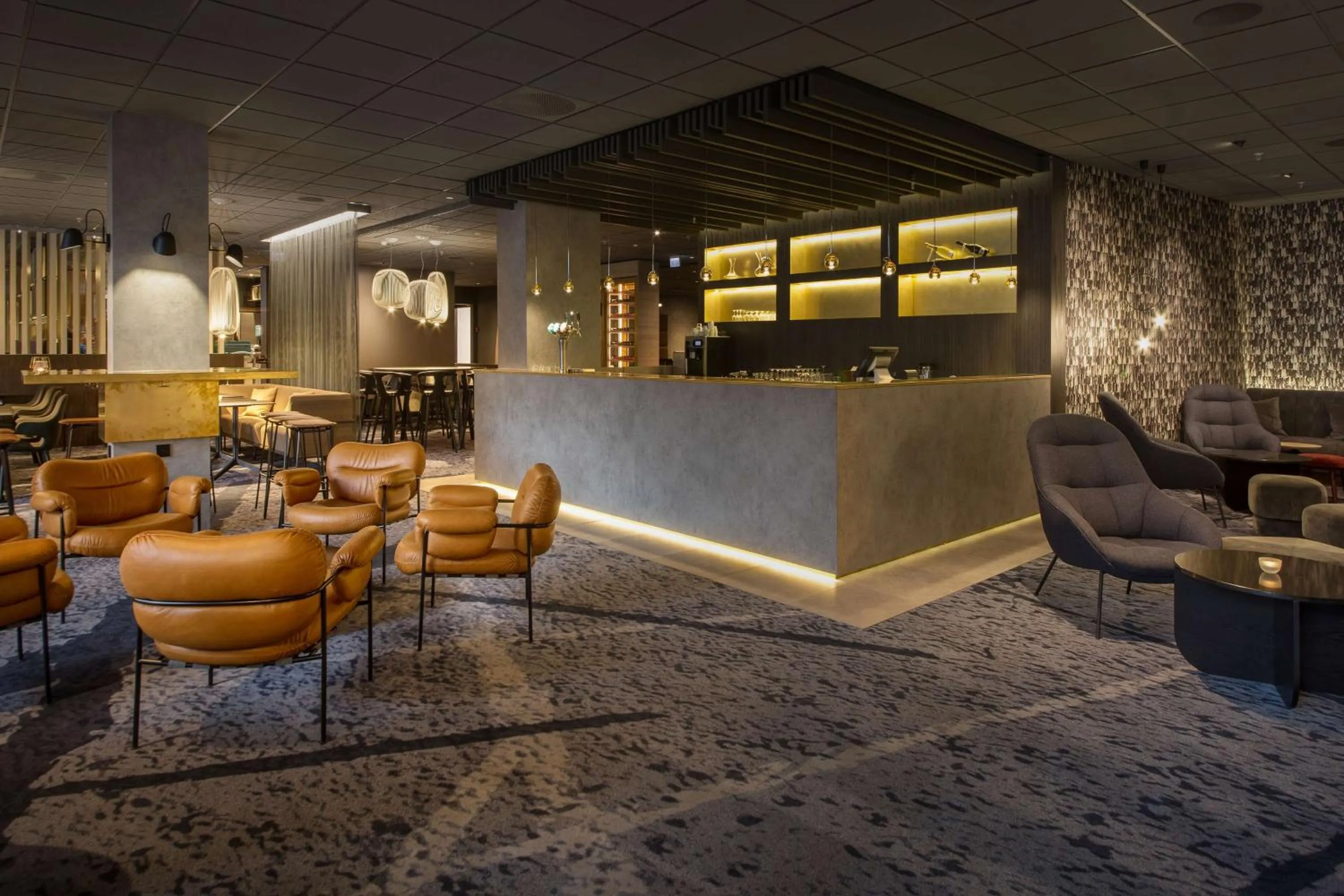 Lounge or bar in Scandic Ambassadeur Drammen