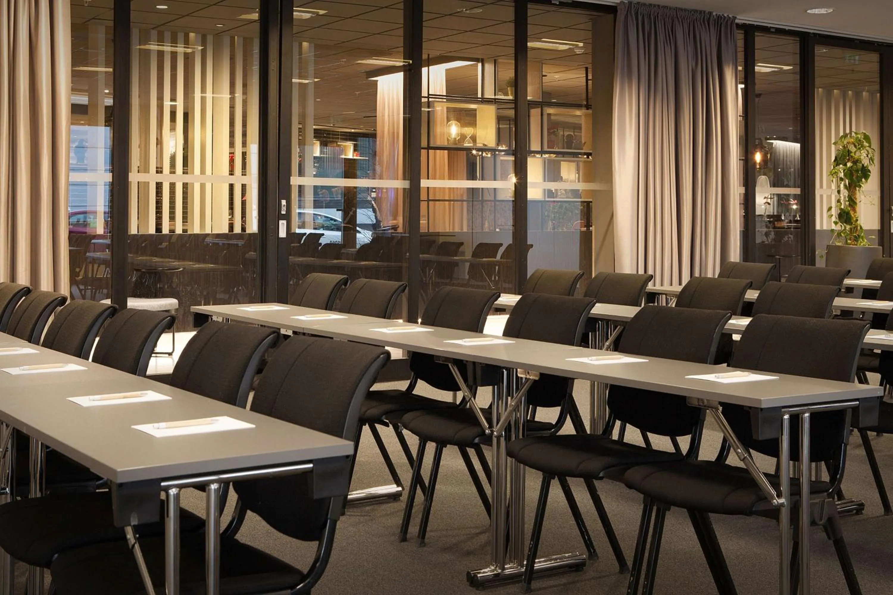 Meeting/conference room in Scandic Ambassadeur Drammen