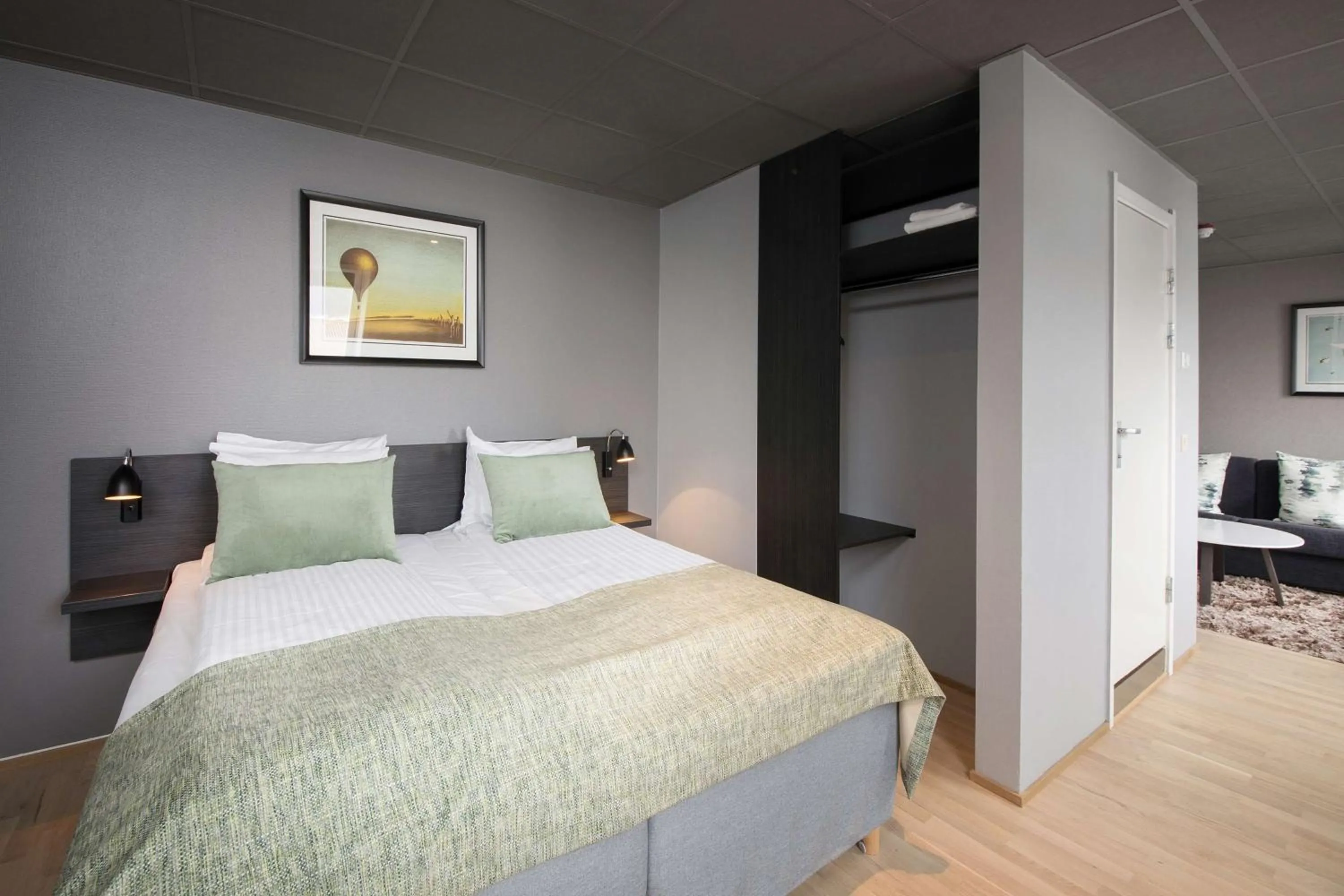 Bedroom, Bed in Scandic Ambassadeur Drammen